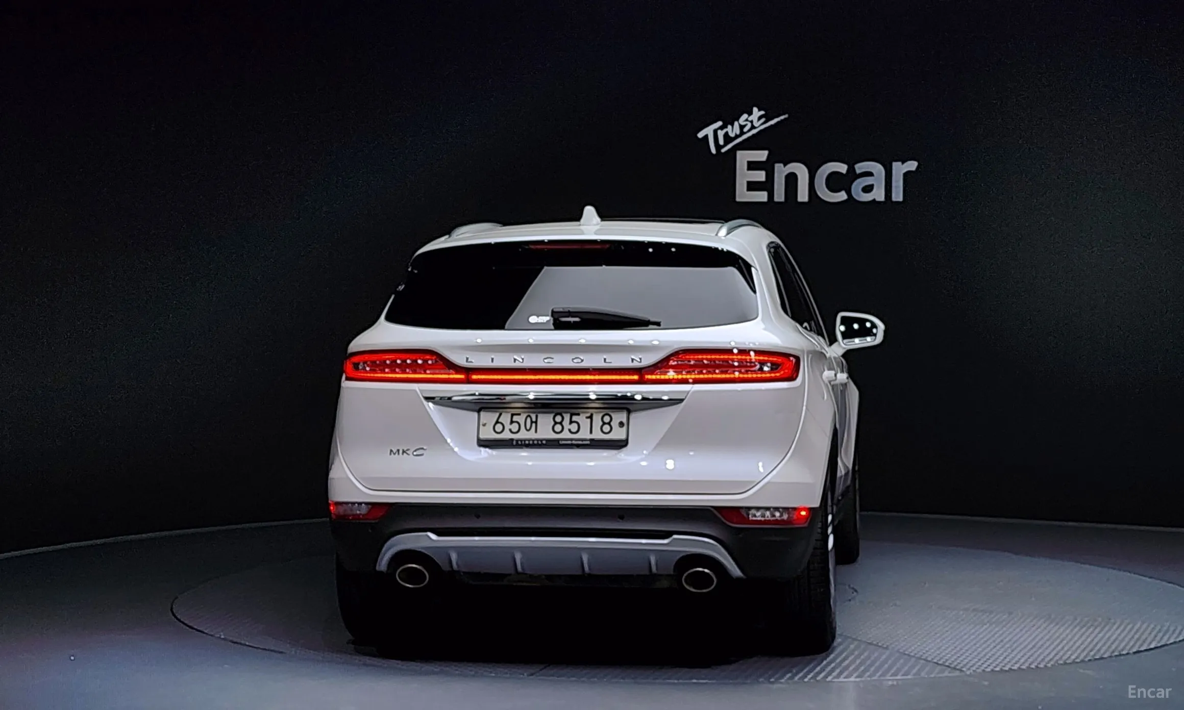 Lincoln MKC превью 4