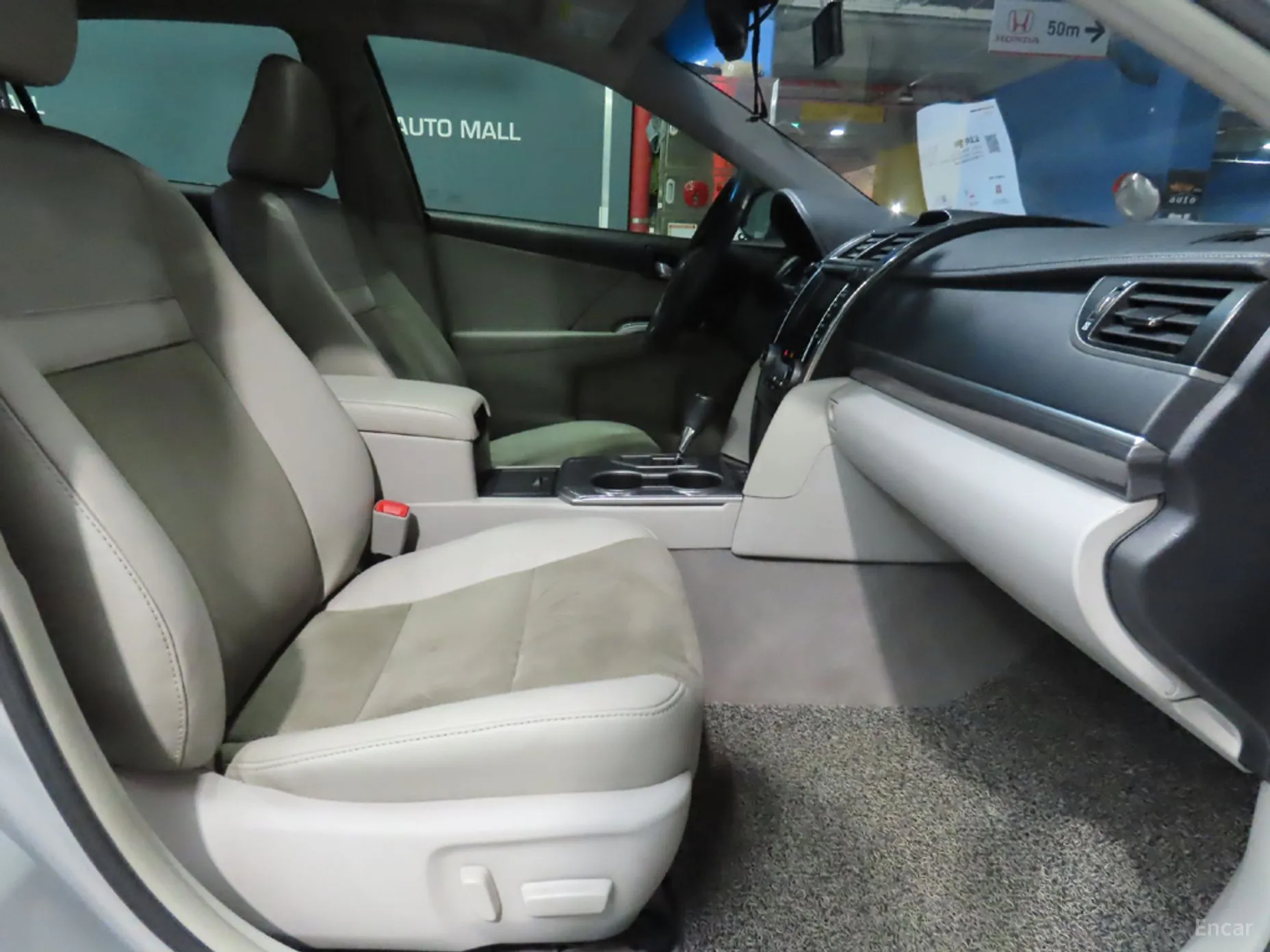 Toyota New Camry превью 12