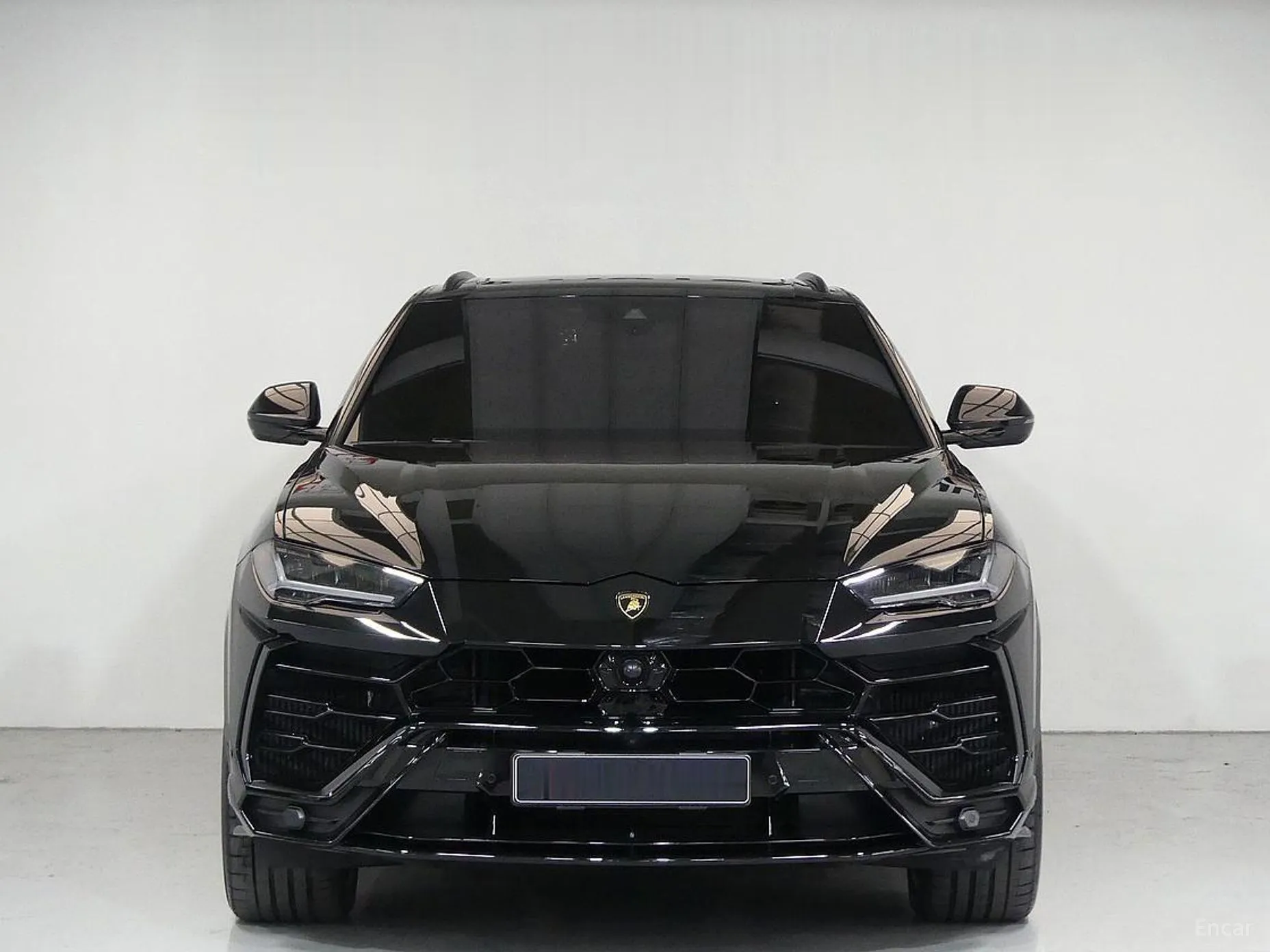 Lamborghini Urus превью 2