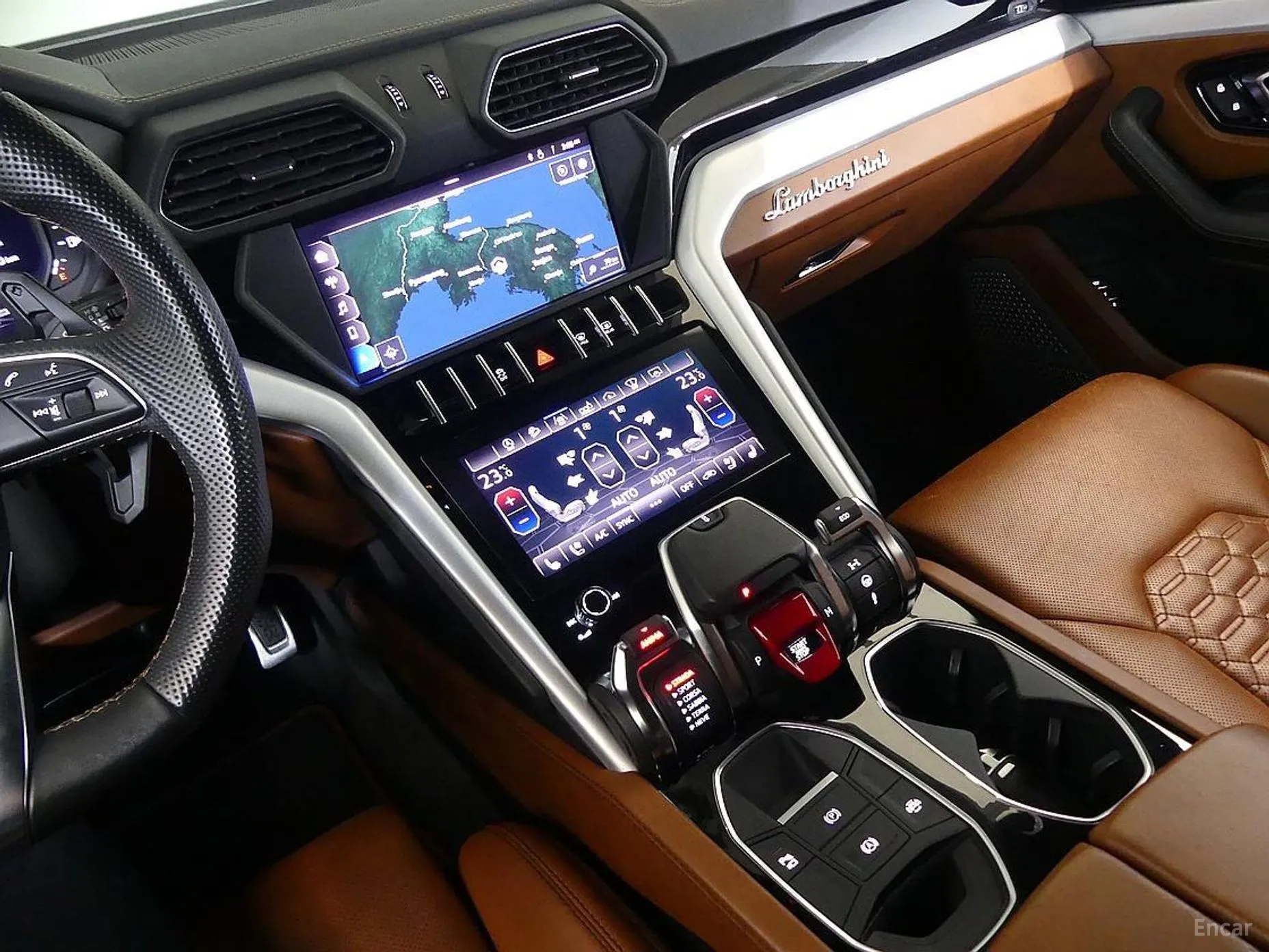 Lamborghini Urus превью 9