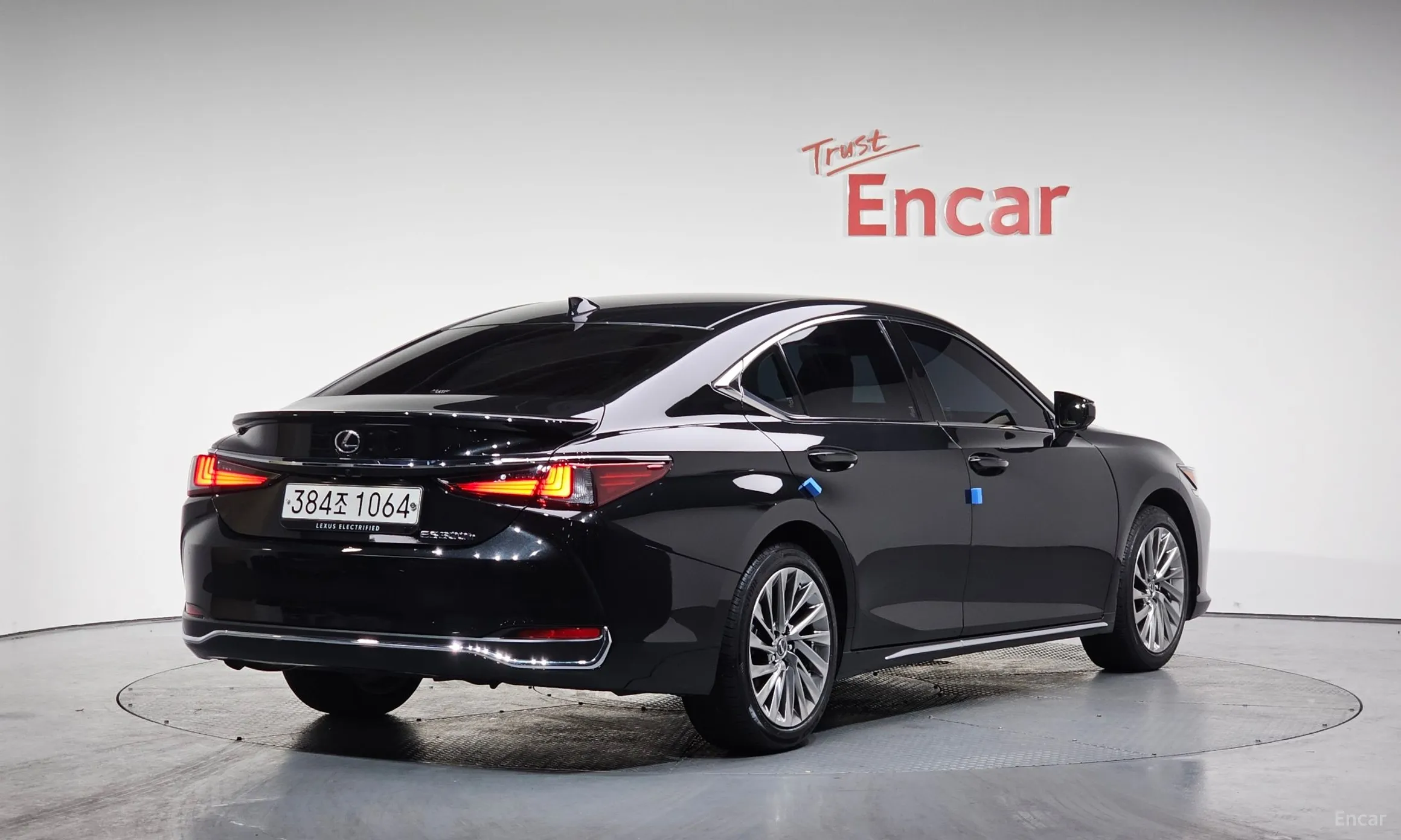 Lexus ES300h 7th Generation