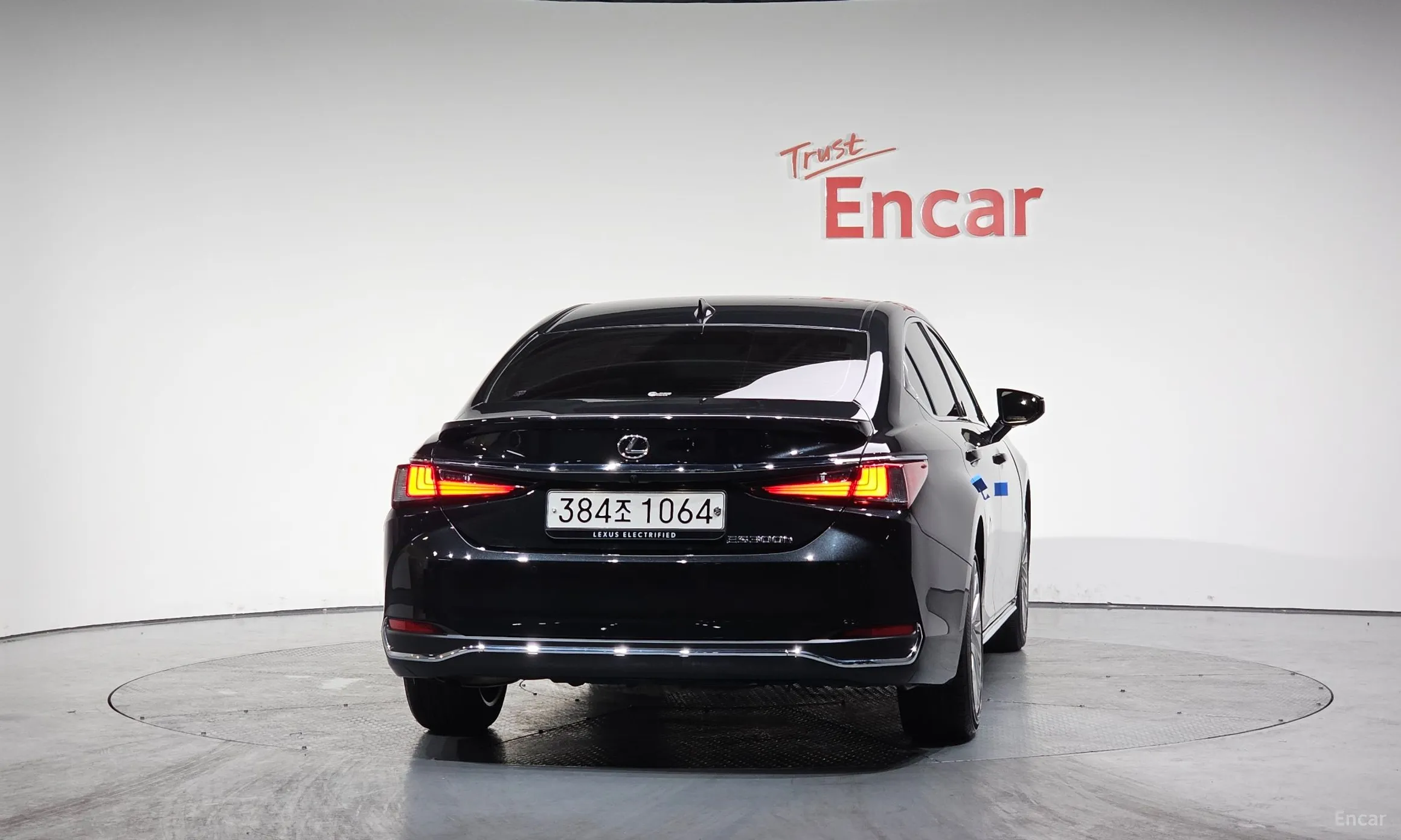 Lexus ES300h 7th Generation превью 4