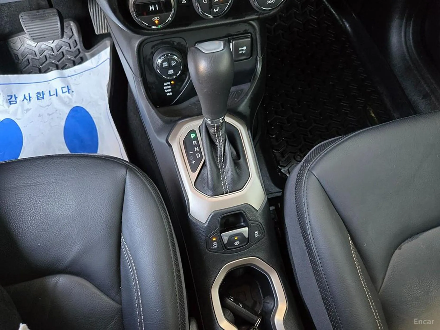 Jeep Renegade превью 11
