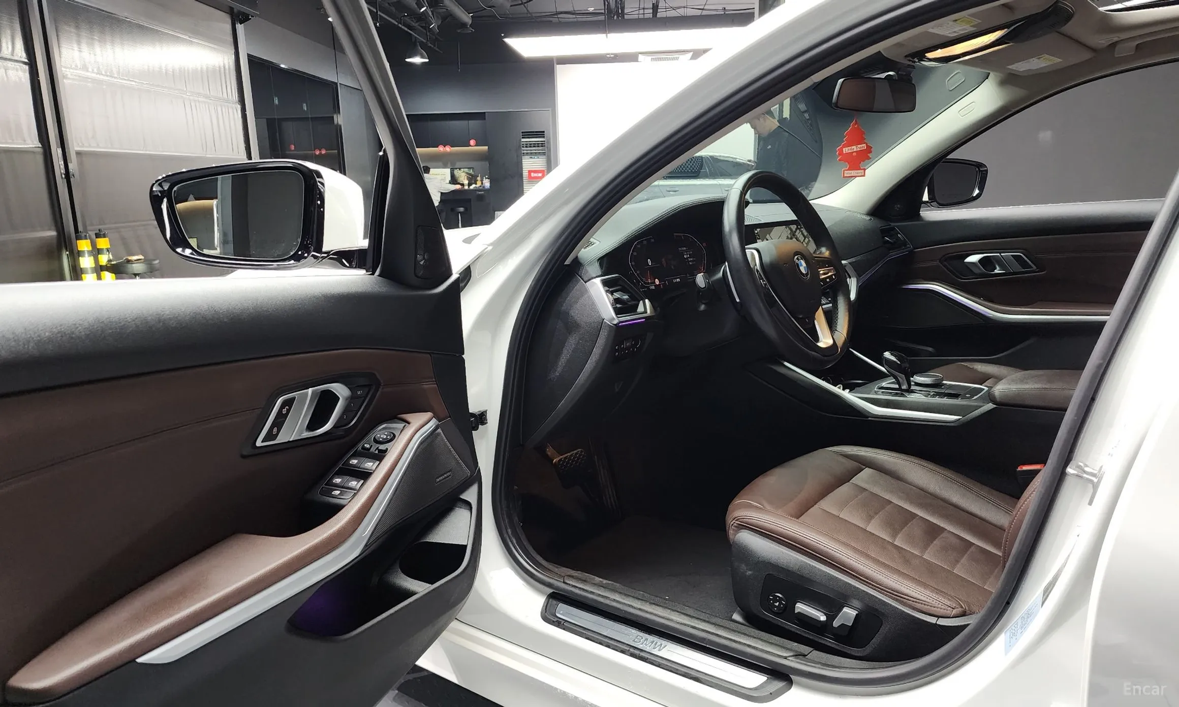BMW 3 Series (G20) превью 10