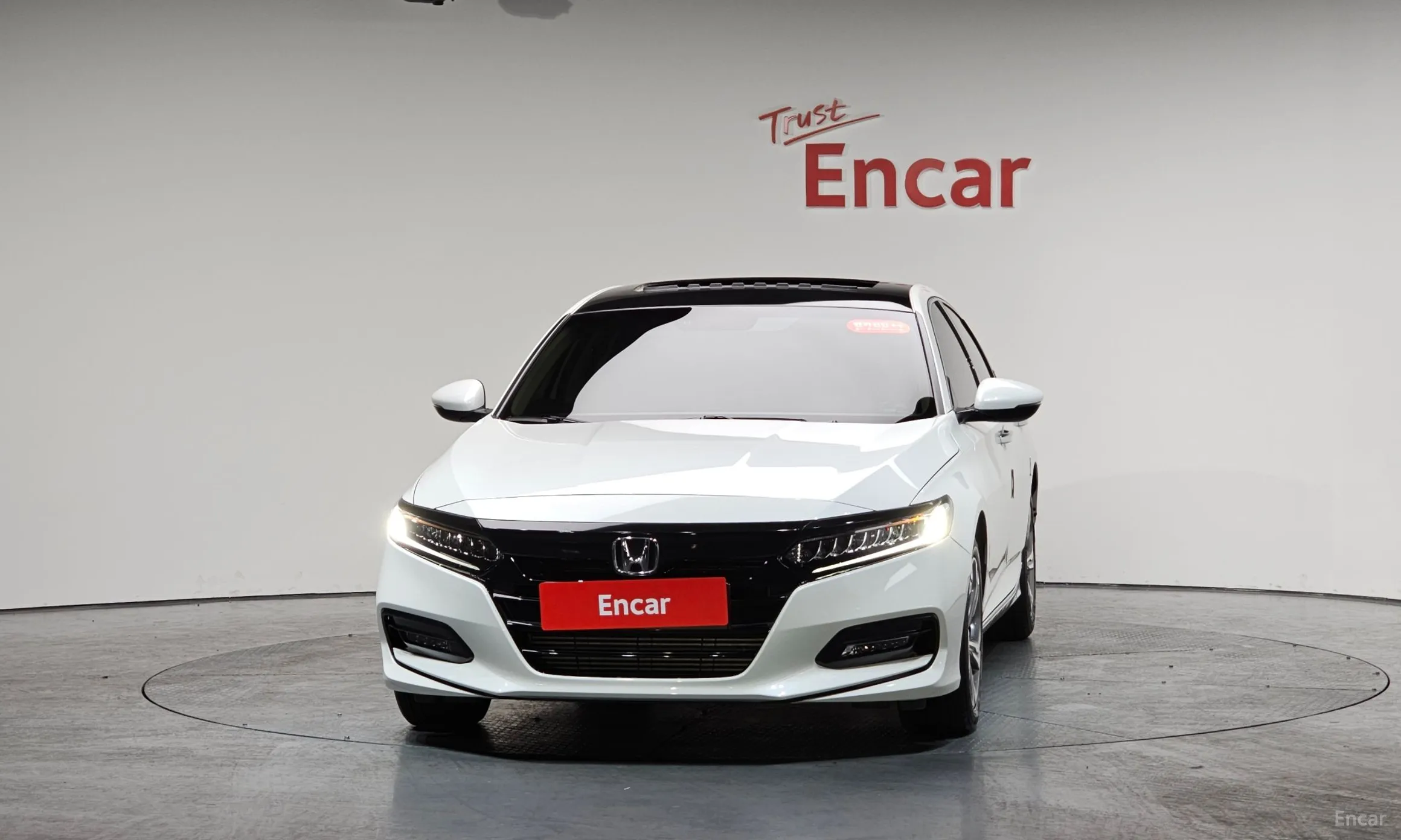 Honda Accord 10th Generation превью 3