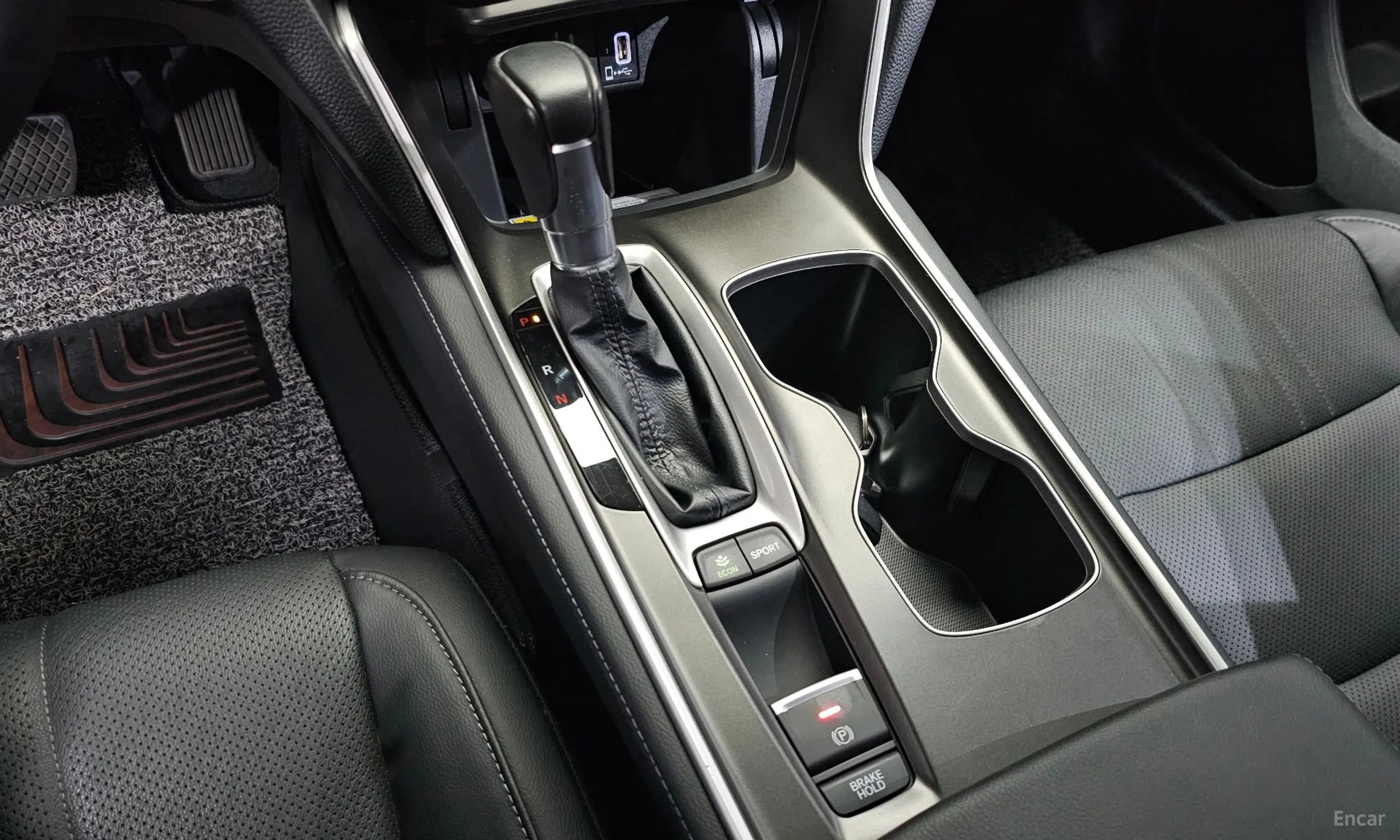 Honda Accord 10th Generation превью 9