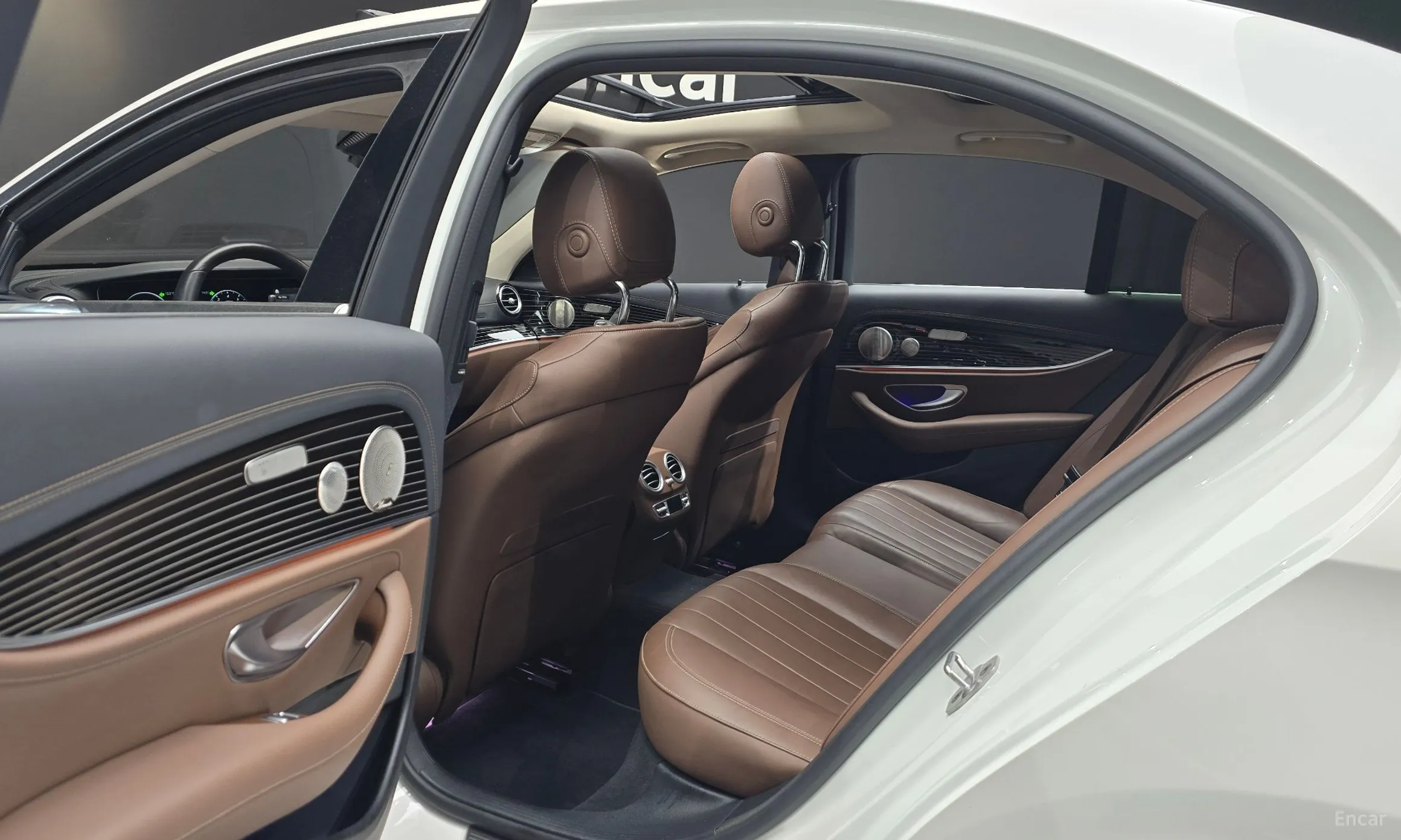 Mercedes Benz E-Class W213 превью 12