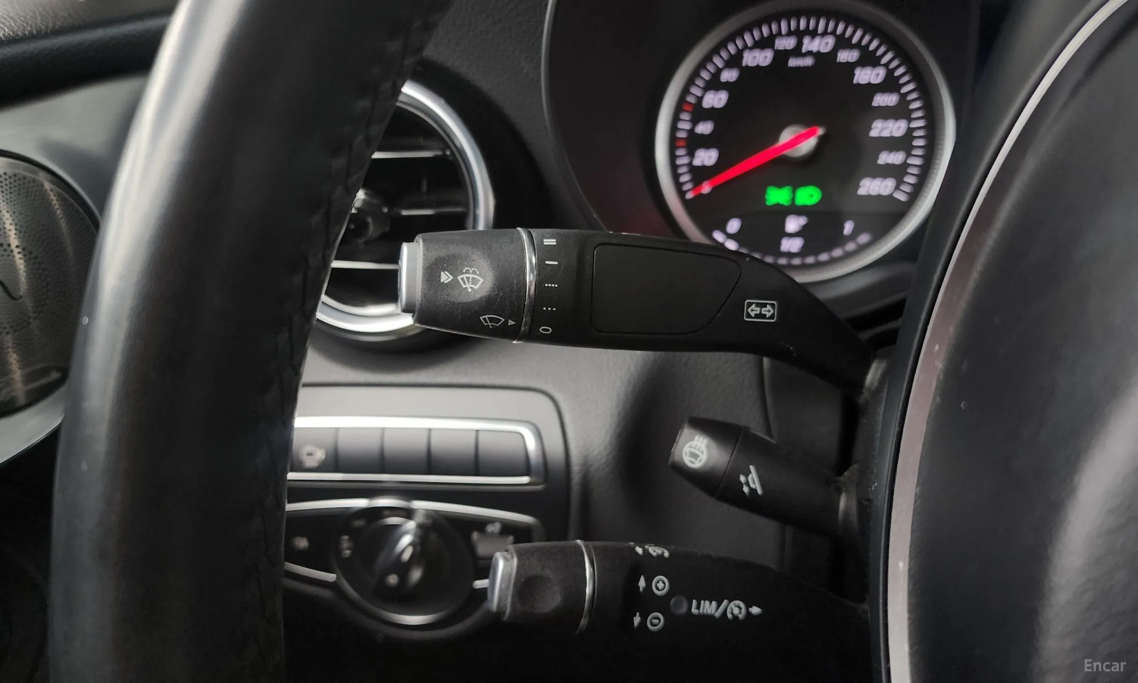 Mercedes Benz GLC-Class X253 превью 18