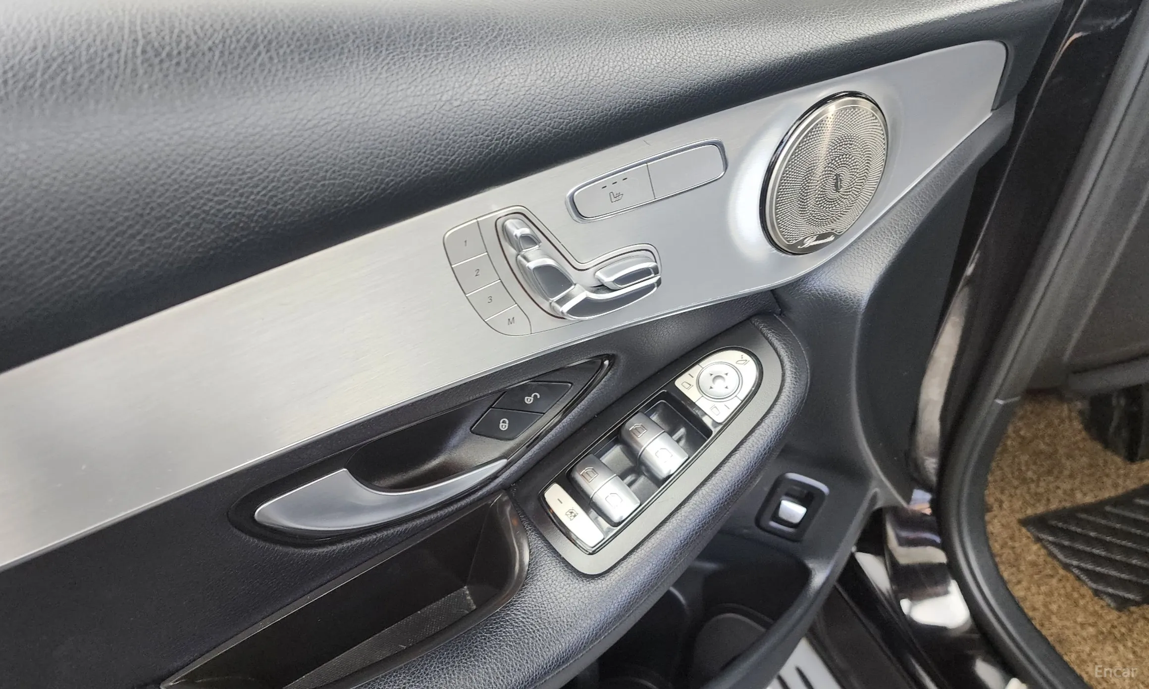 Mercedes Benz GLC-Class X253 превью 19