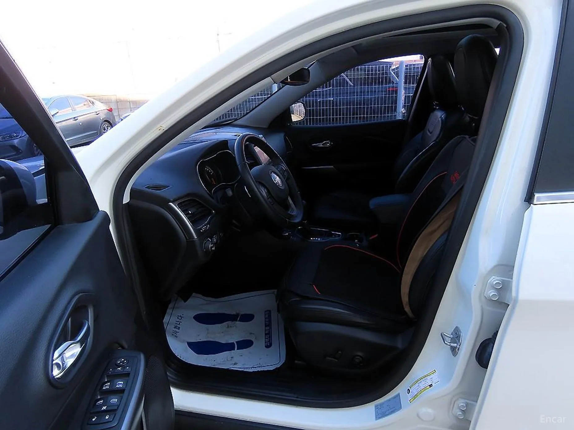Jeep Cherokee (KL) превью 5