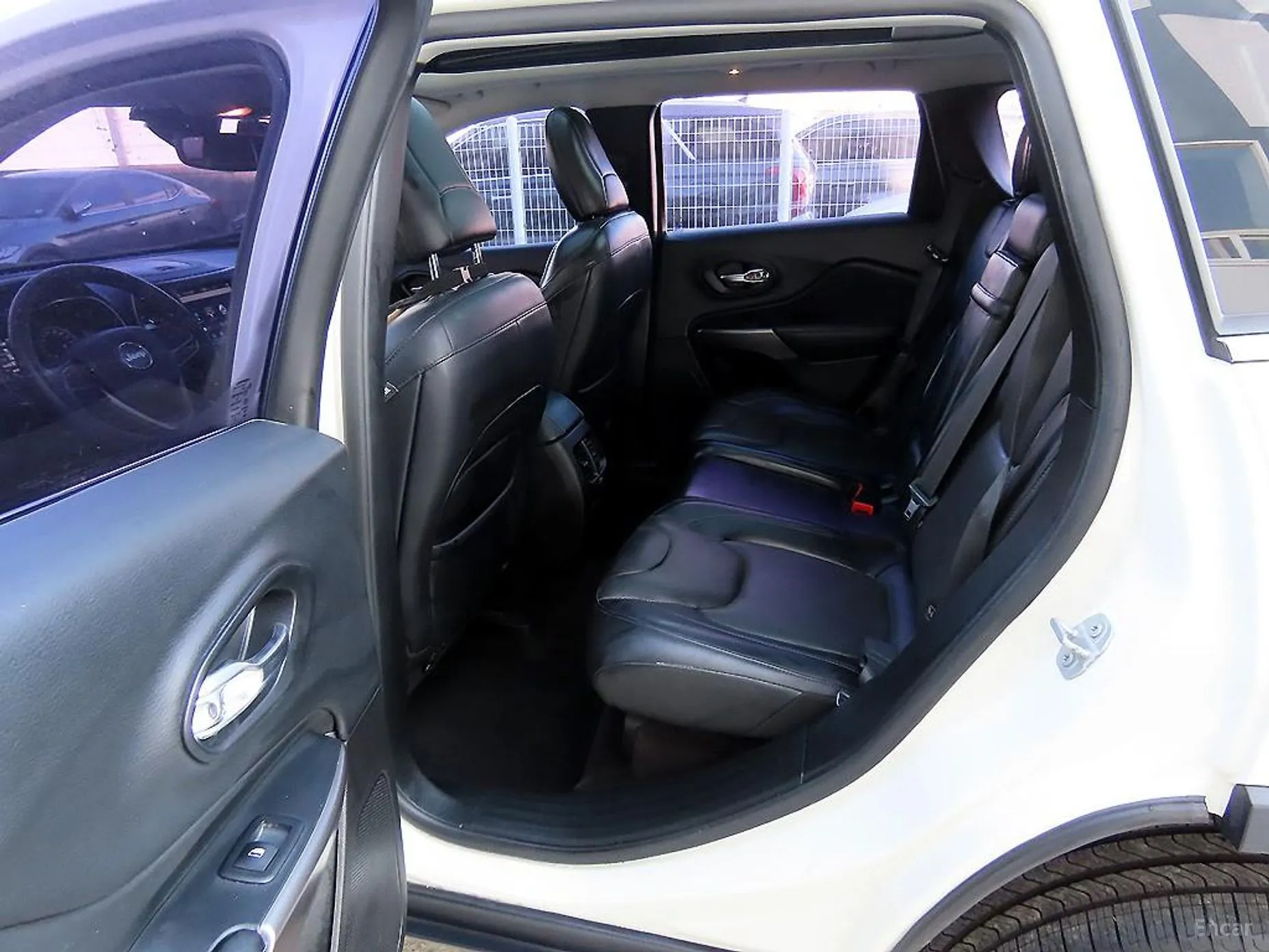 Jeep Cherokee (KL) превью 6