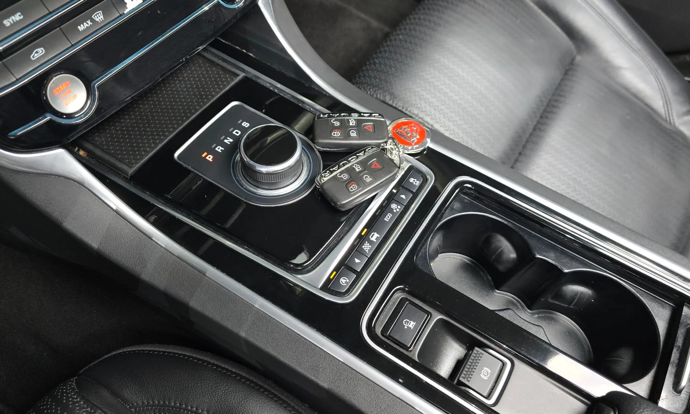 Jaguar XF (x260) превью 9
