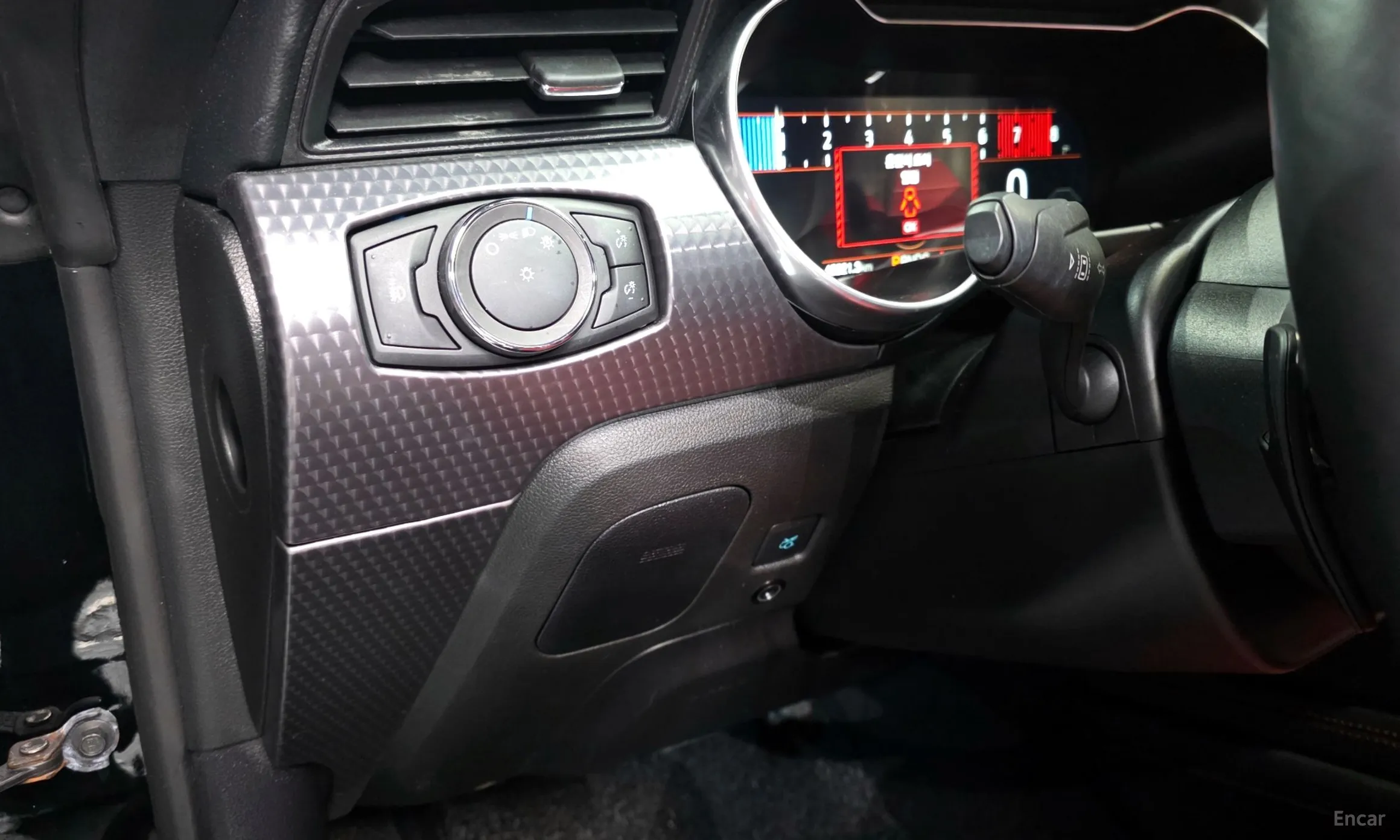 Ford Mustang превью 14