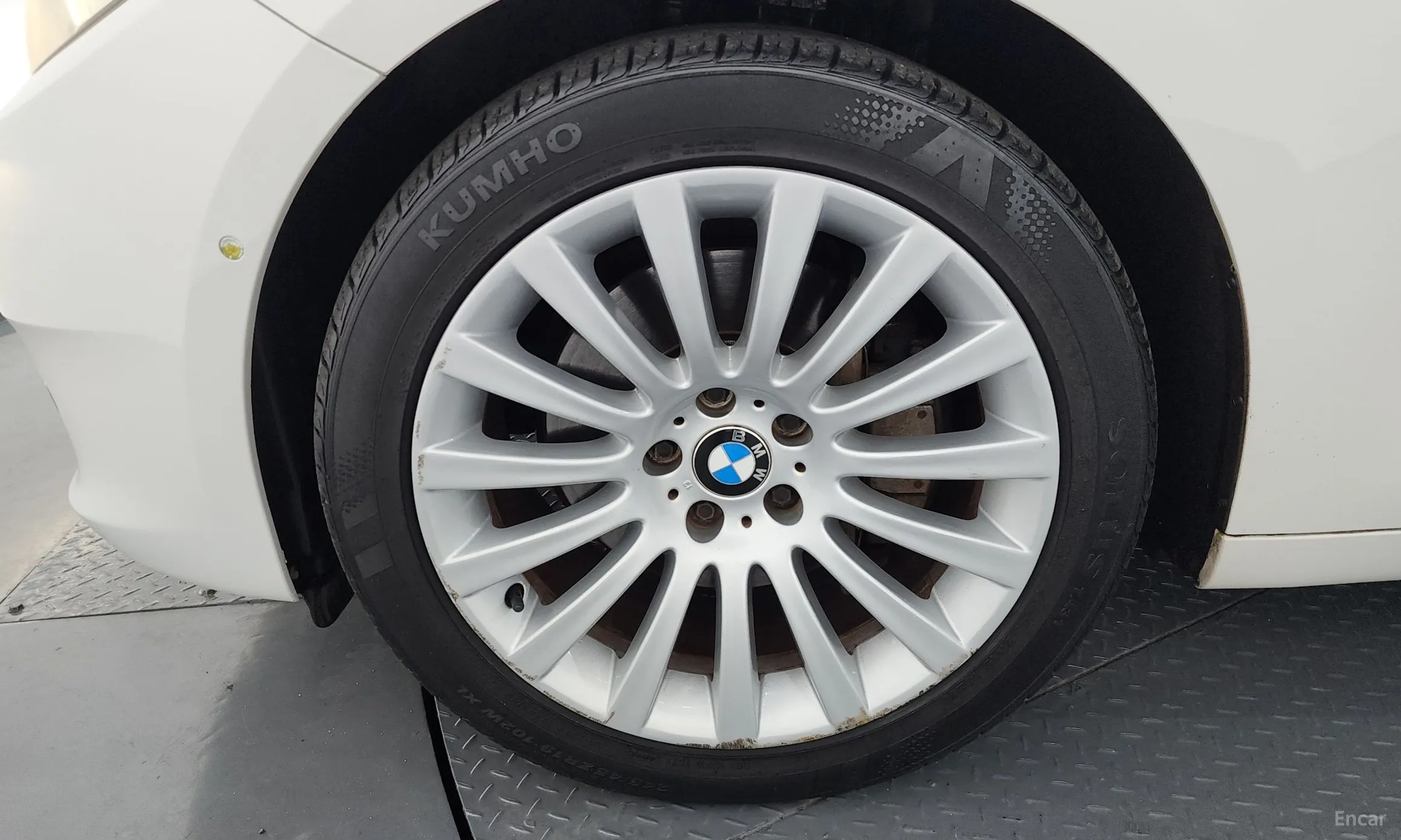 BMW 5 Series GT (F07) превью 5