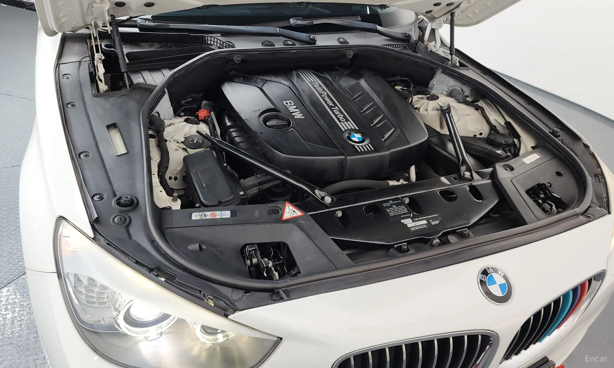 BMW 5 Series GT (F07) превью 6