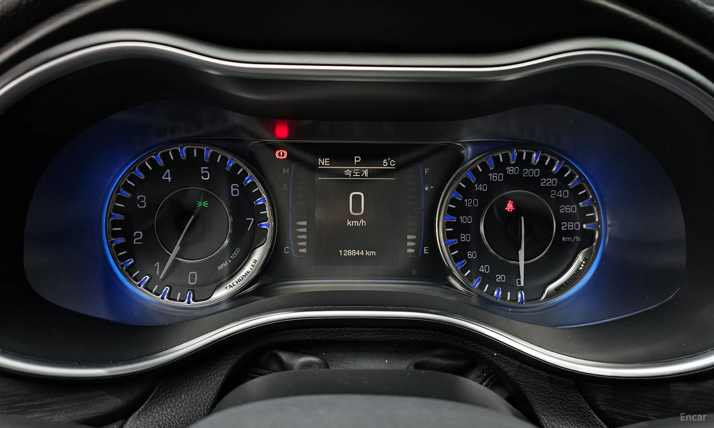 Chrysler 200 Second generation превью 8