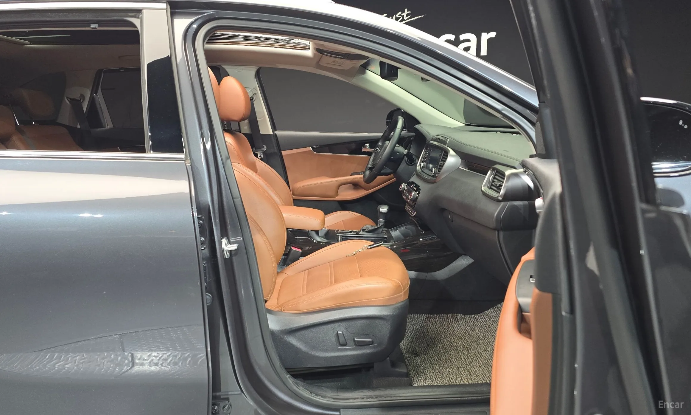Kia Sorento превью 10