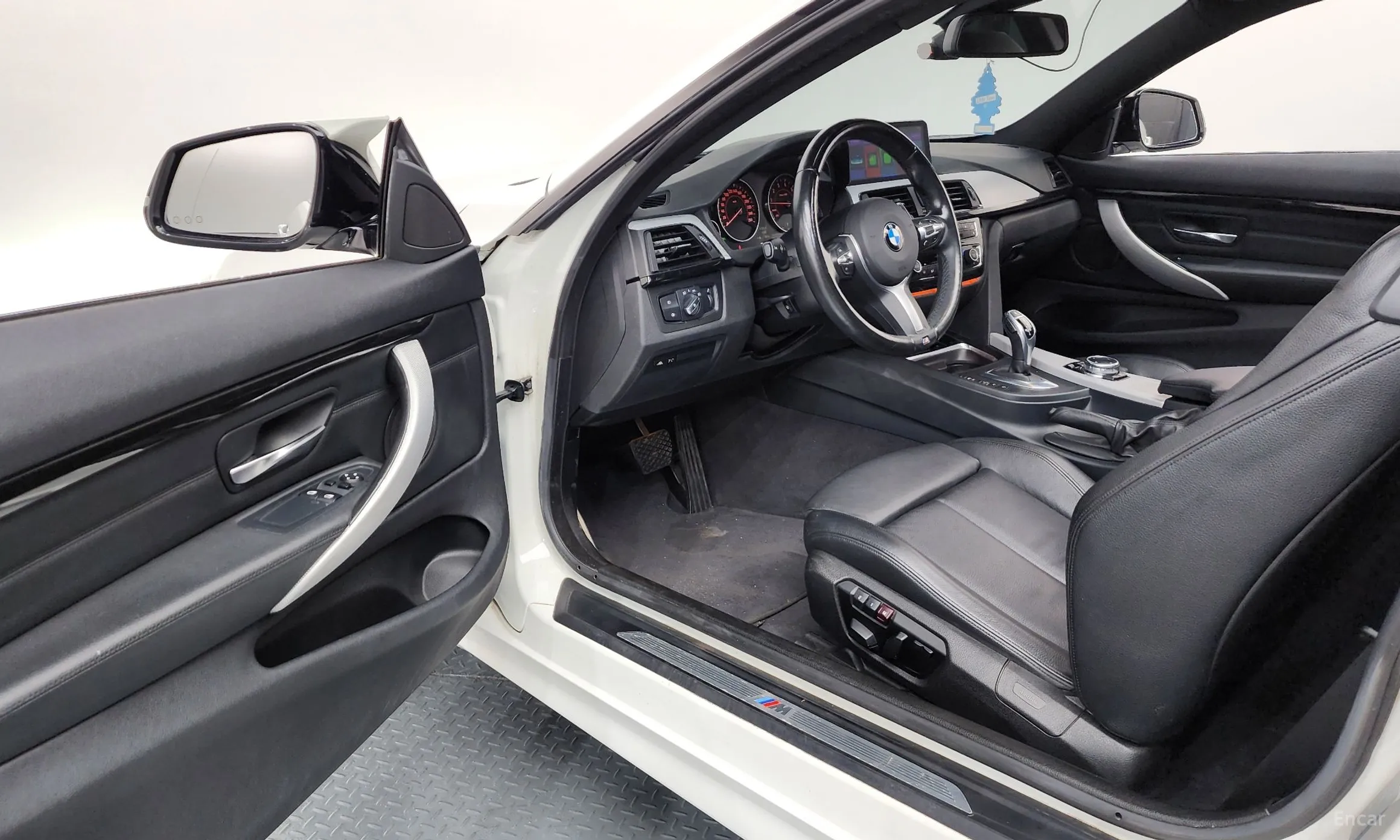 BMW Series 4 (F32) превью 10