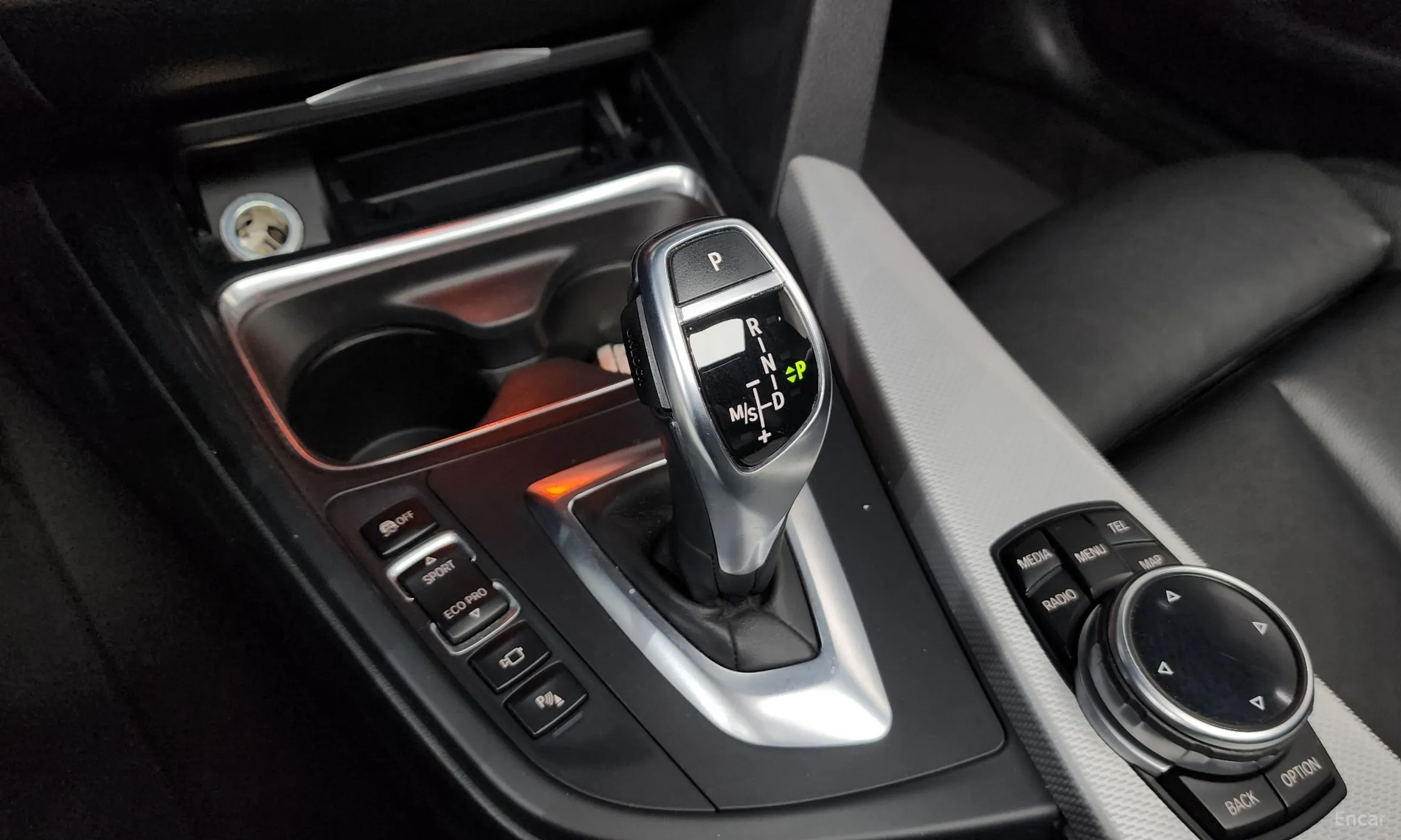 BMW Series 4 (F32) превью 9