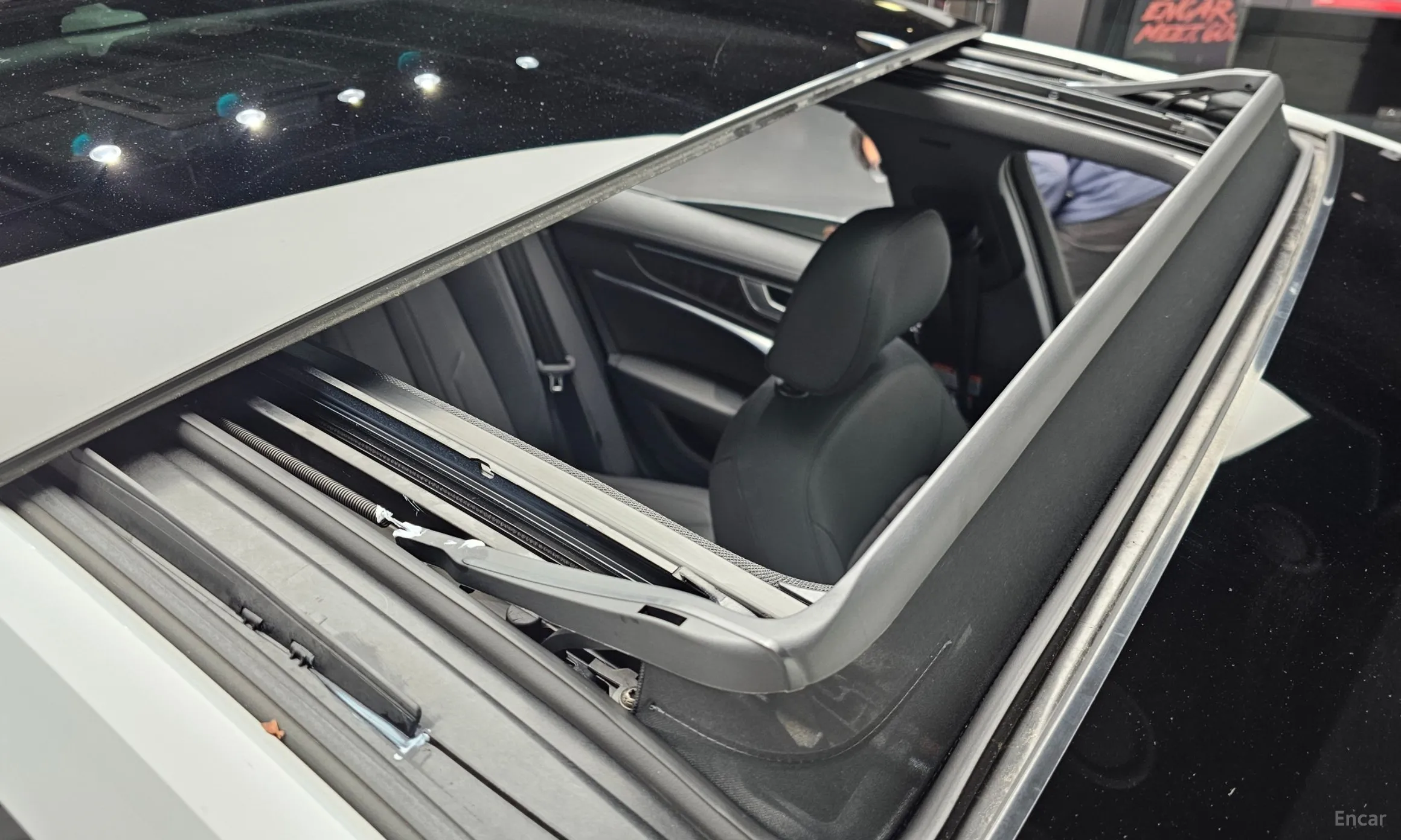 Audi A6 (C8) превью 19