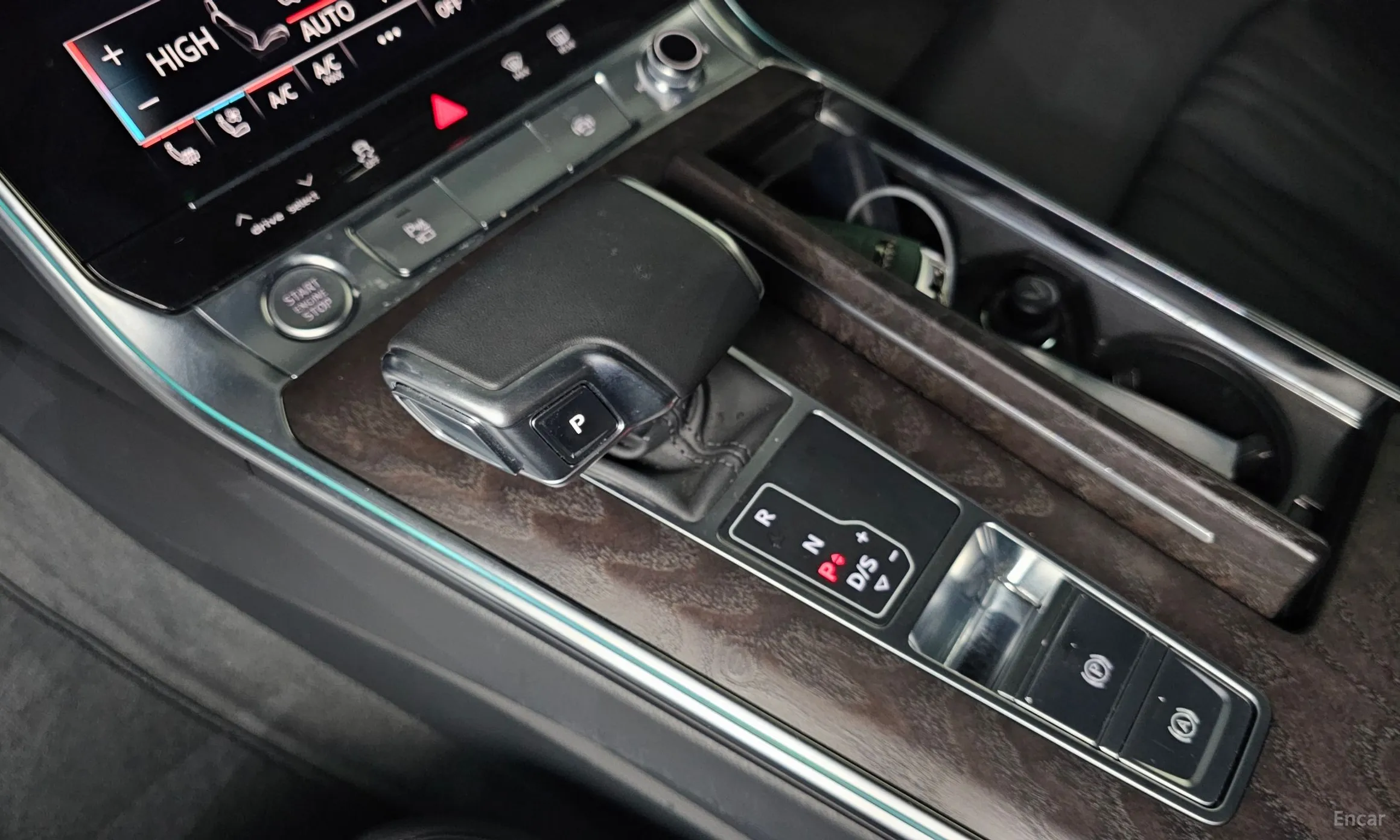 Audi A6 (C8) превью 9