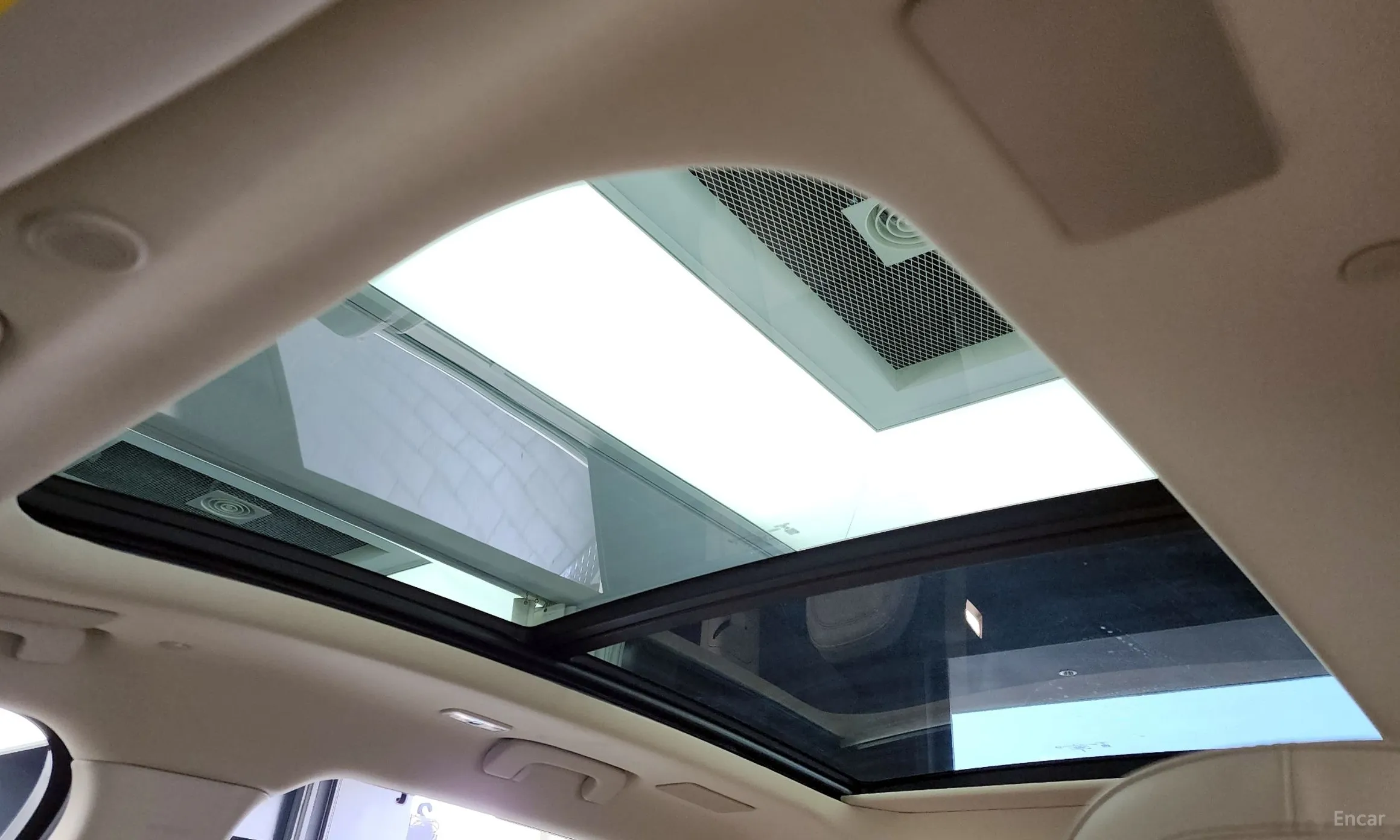 Lincoln Aviator 2nd Generation превью 18