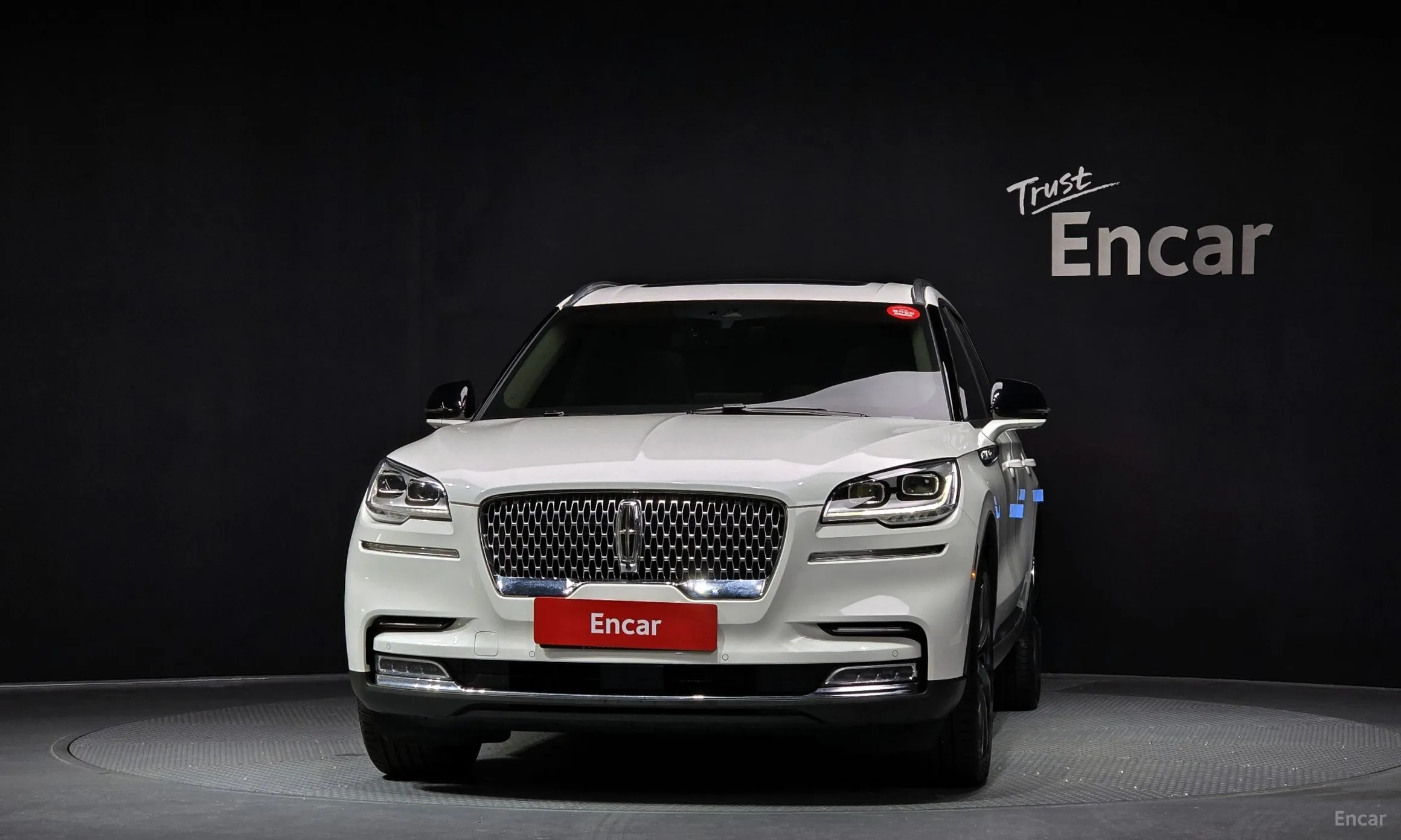 Lincoln Aviator 2nd Generation превью 3
