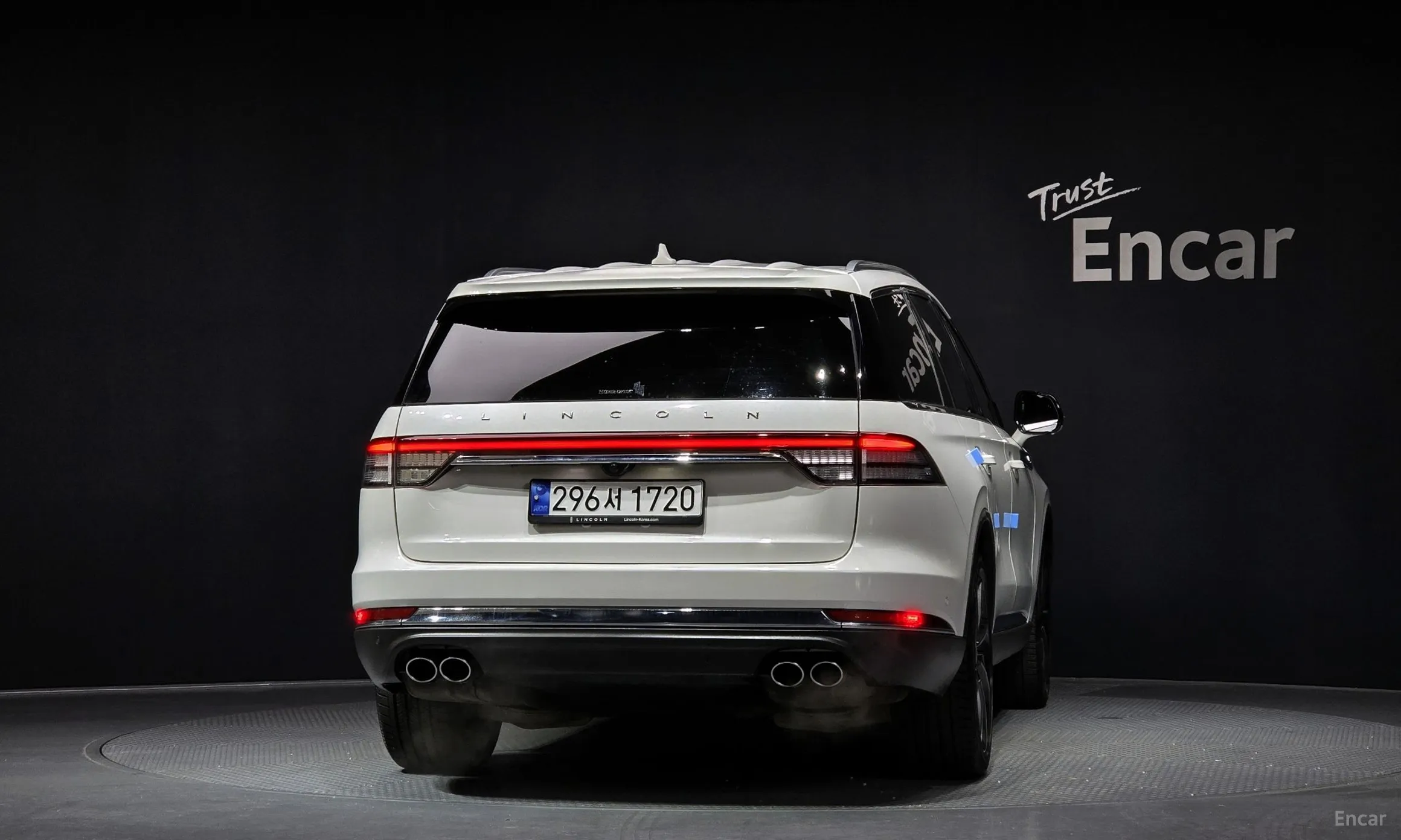 Lincoln Aviator 2nd Generation превью 4