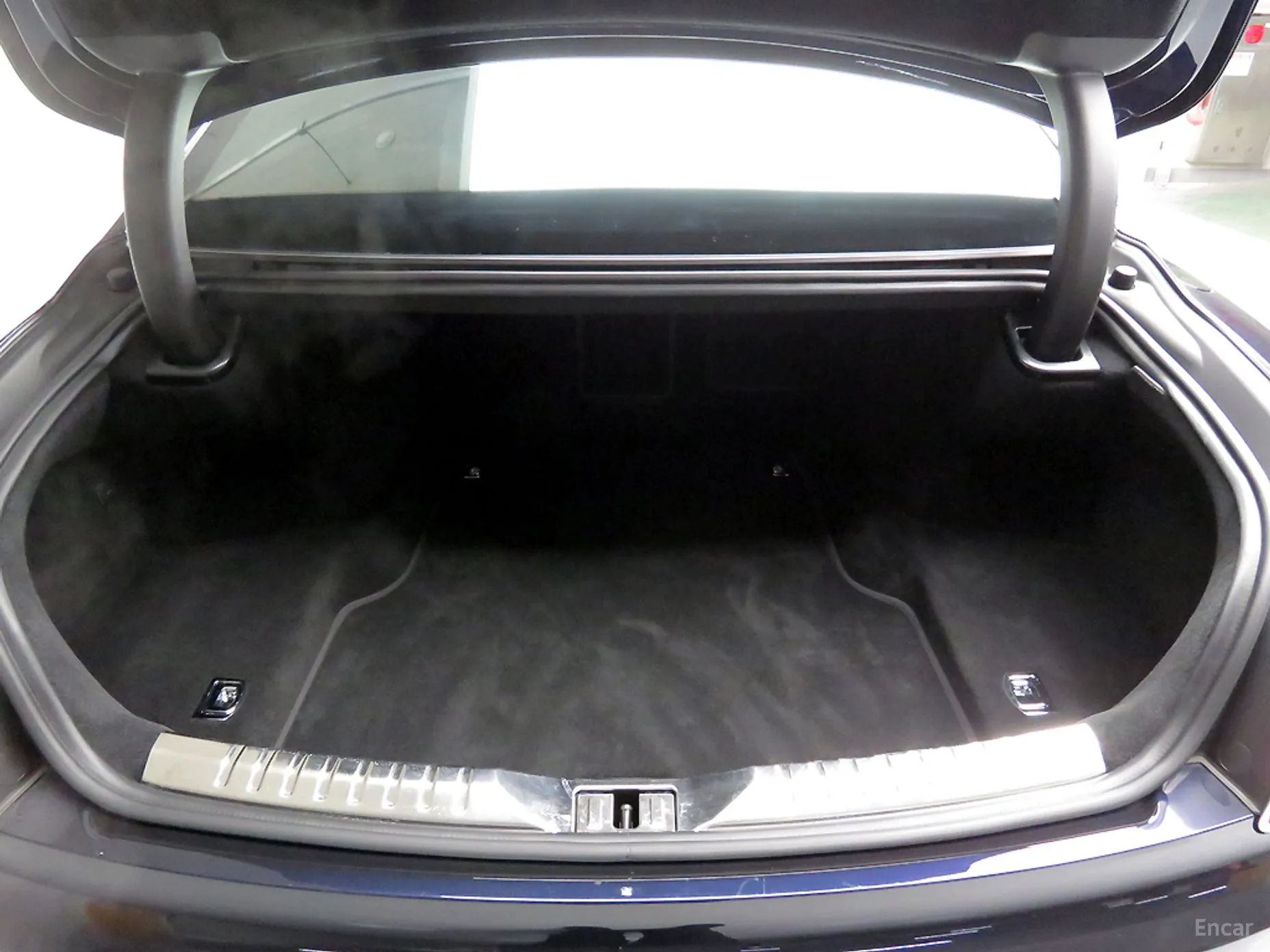 Bentley Flying Spur 3rd Generation превью 16