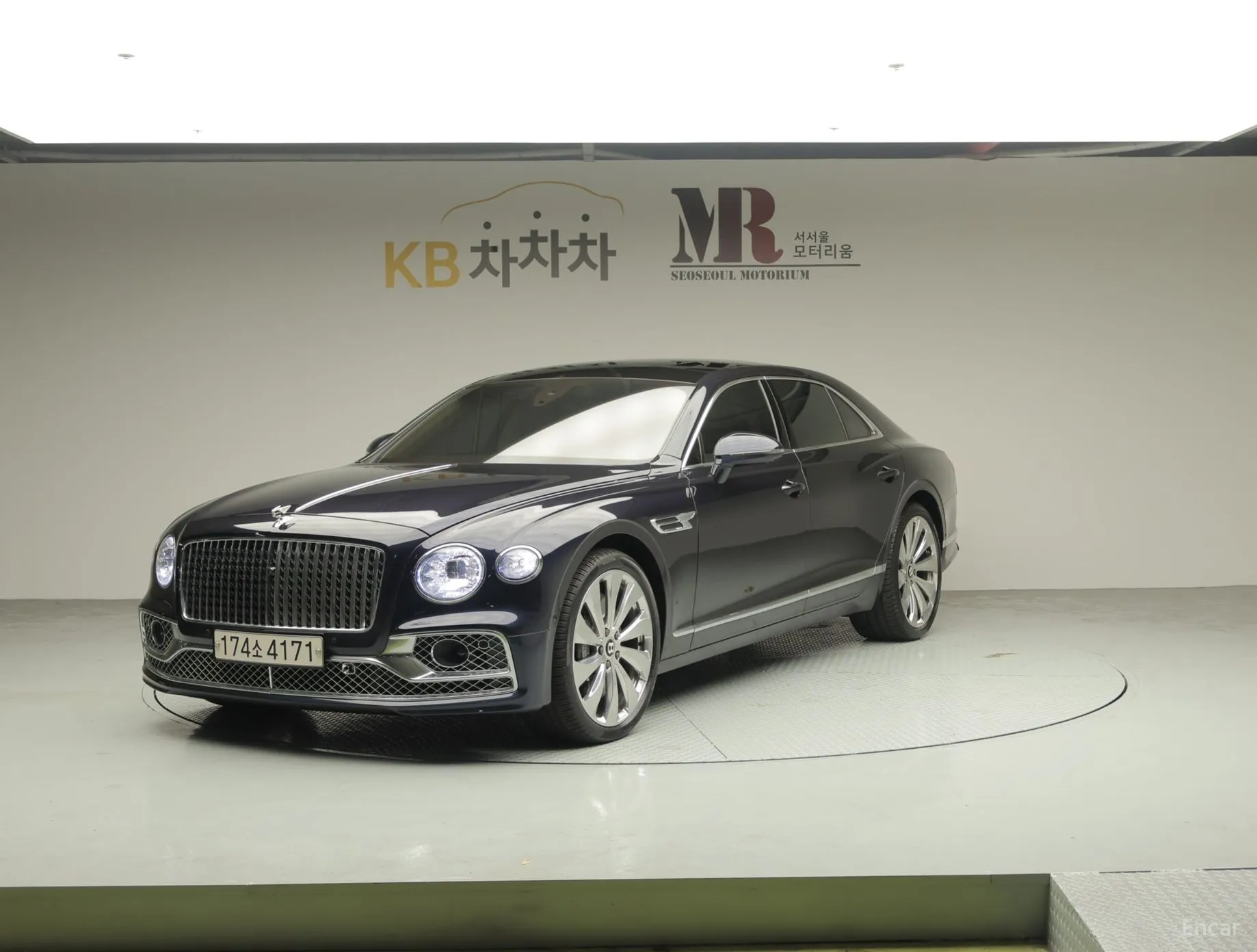 Bentley Flying Spur 3rd Generation превью 3