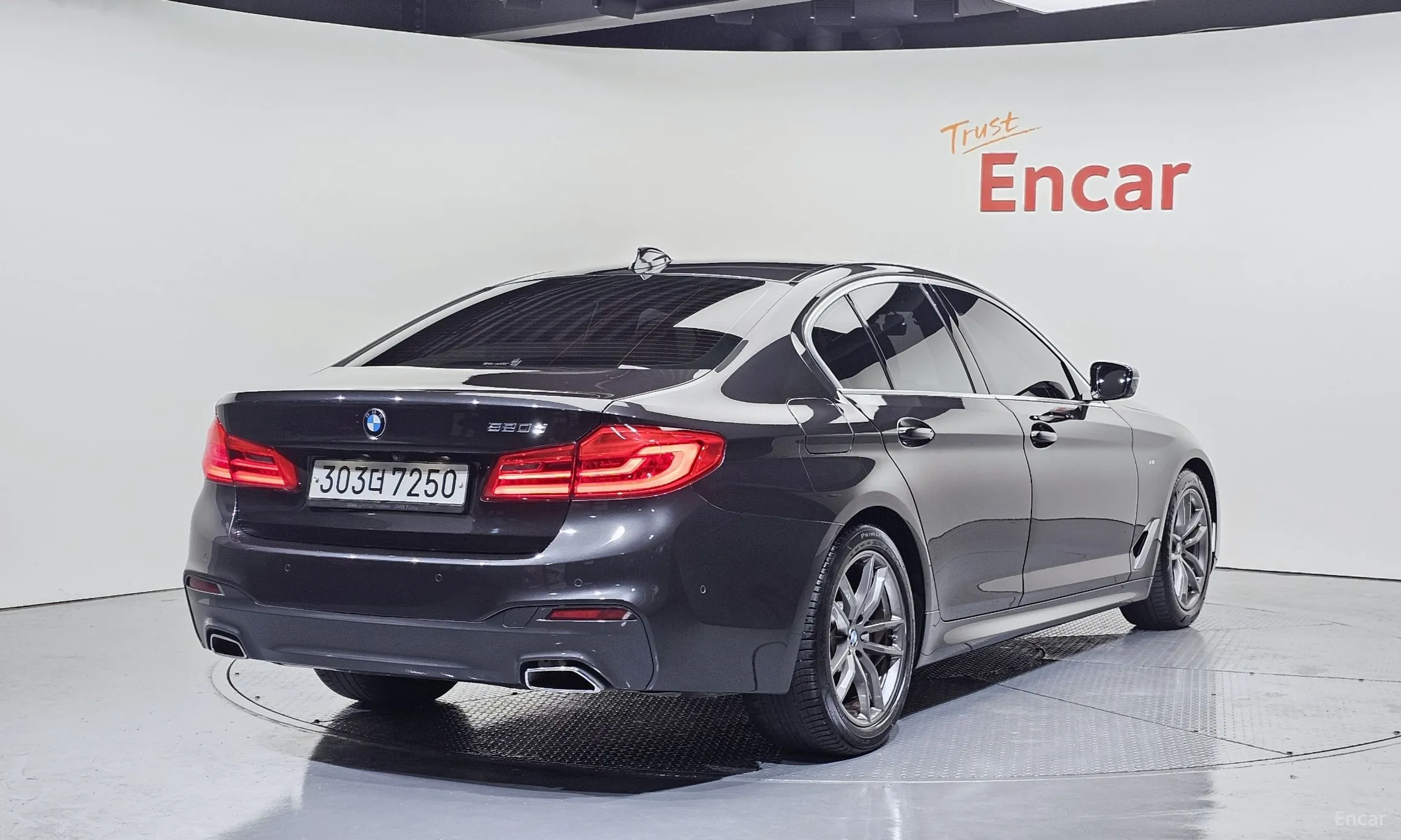 BMW 5 Series (G30)