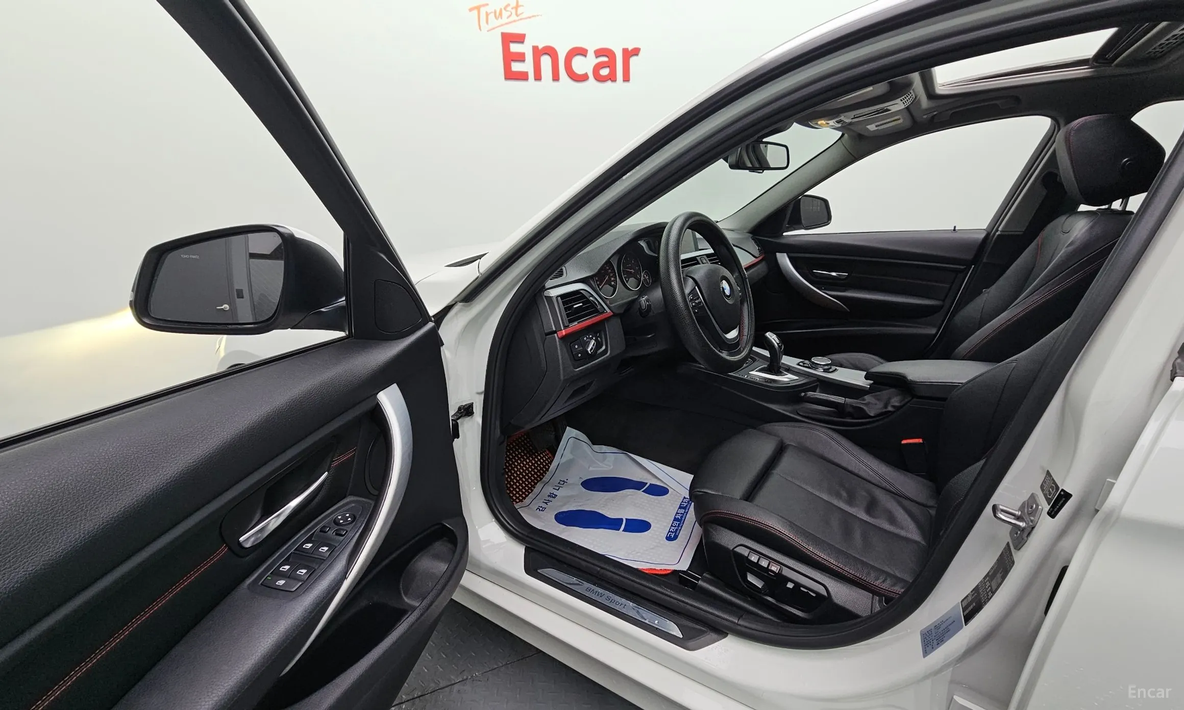BMW 3 Series (F30) превью 10