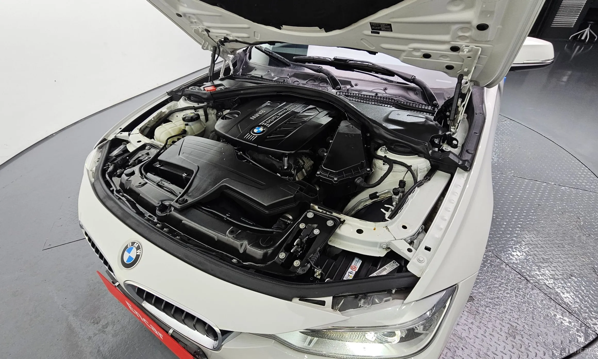 BMW 3 Series (F30) превью 6