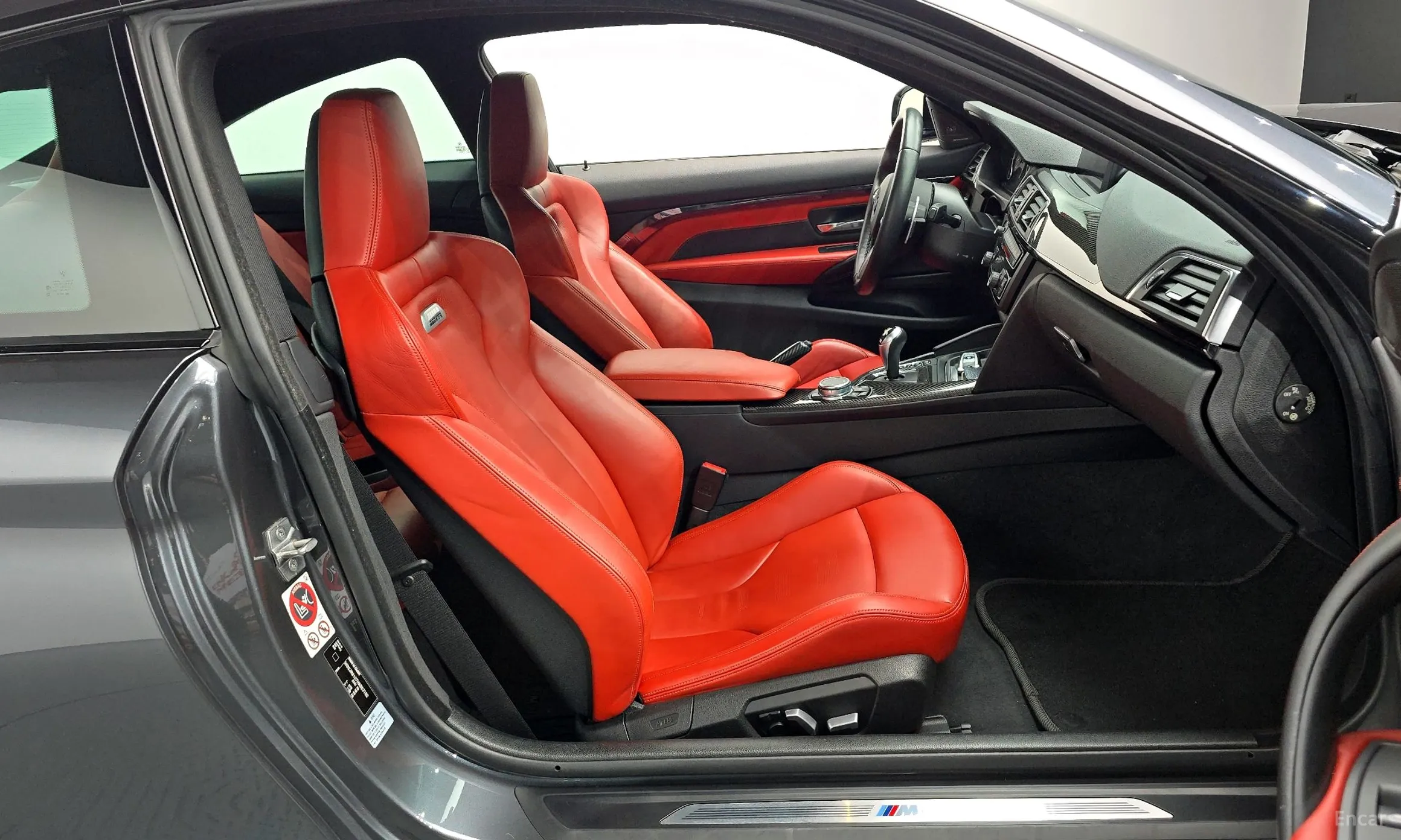 BMW M4 (F82) превью 11