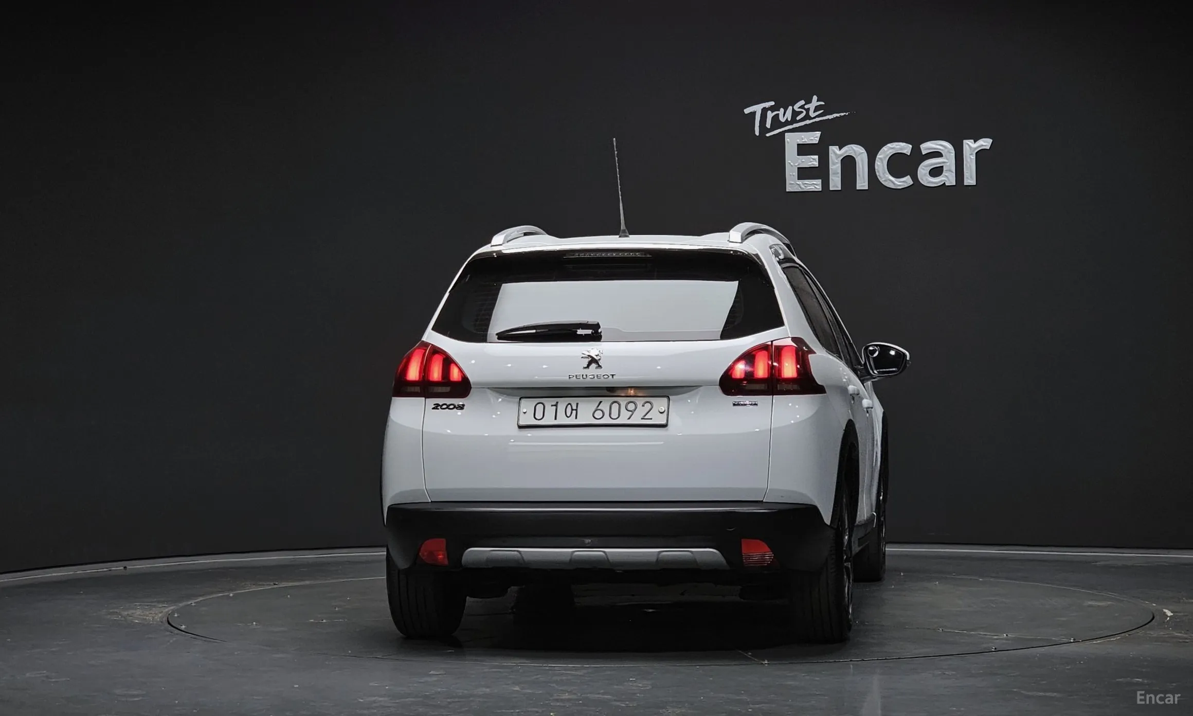 Peugeot 2008. превью 4