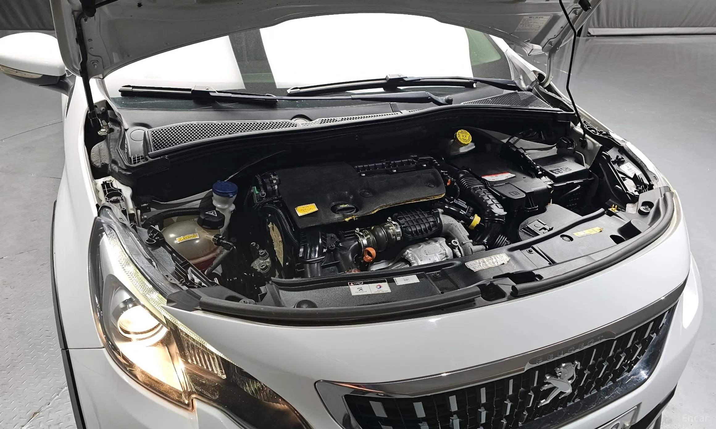Peugeot 2008. превью 6