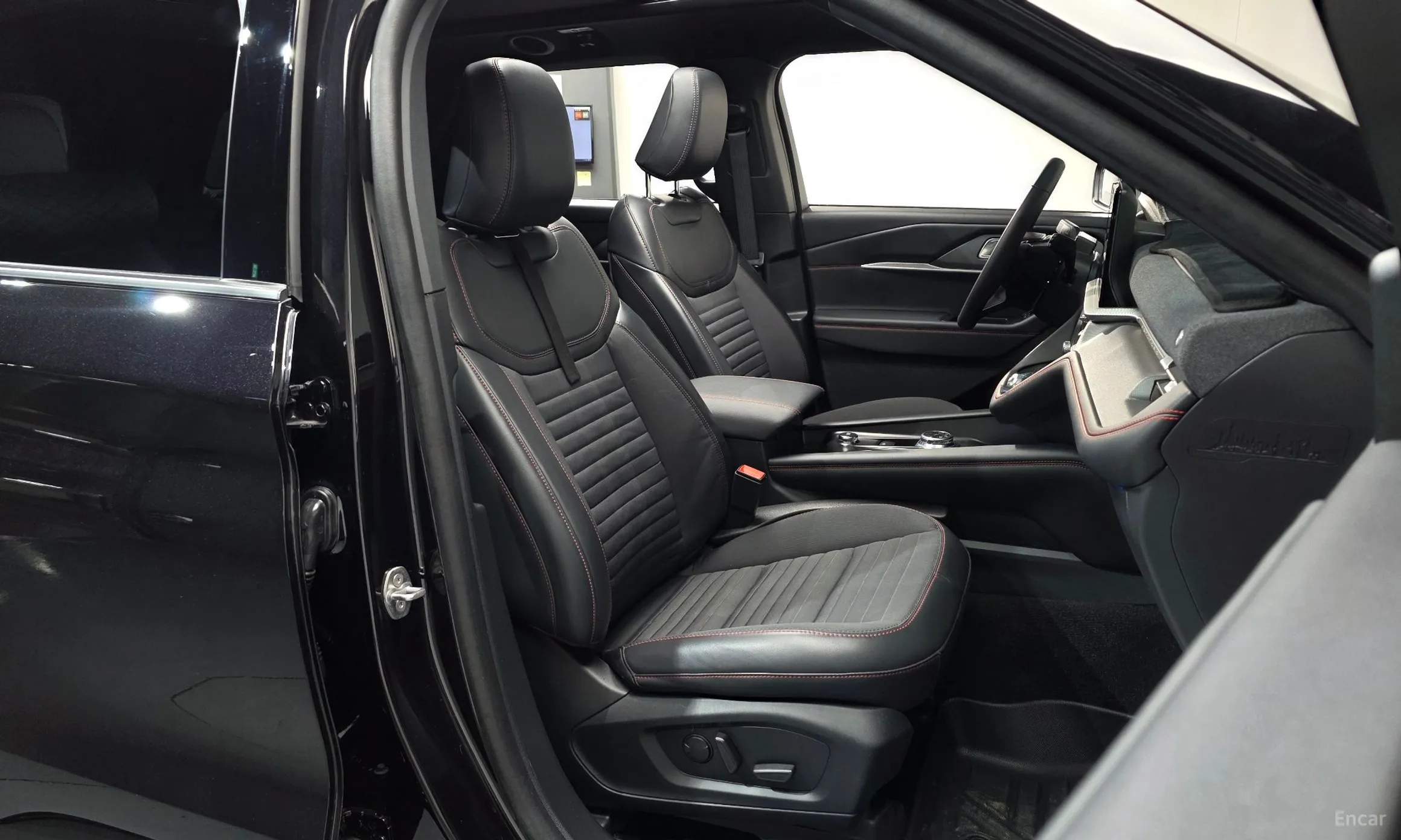 Ford Explorer 6th Generation превью 10