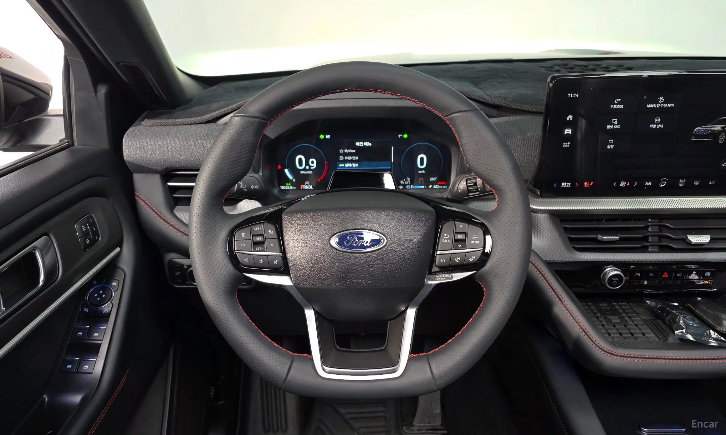 Ford Explorer 6th Generation превью 13