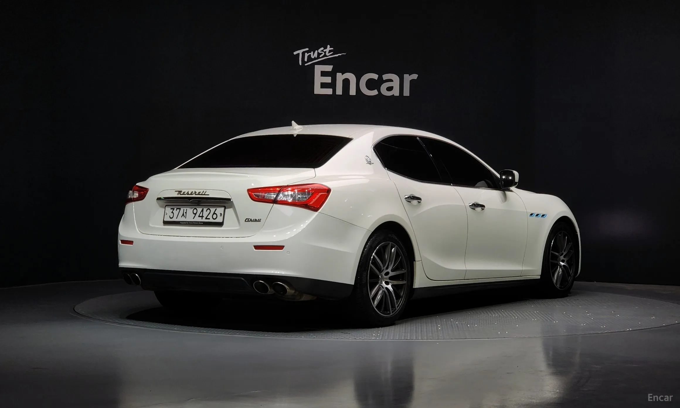 Maserati Ghibli превью 2