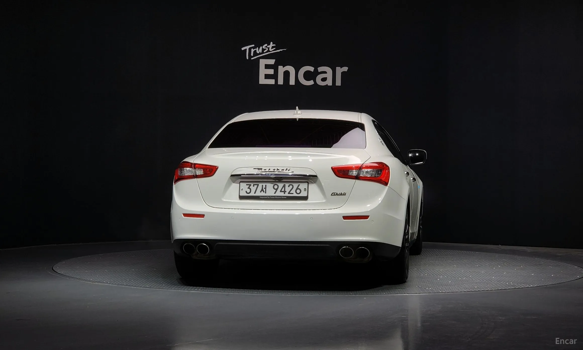 Maserati Ghibli превью 4