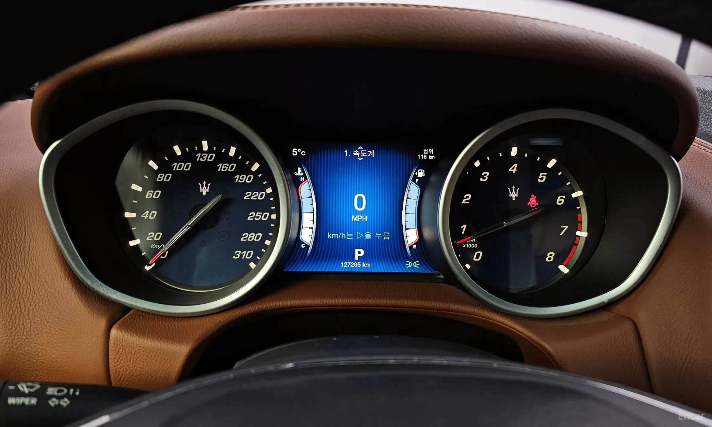 Maserati Ghibli превью 8