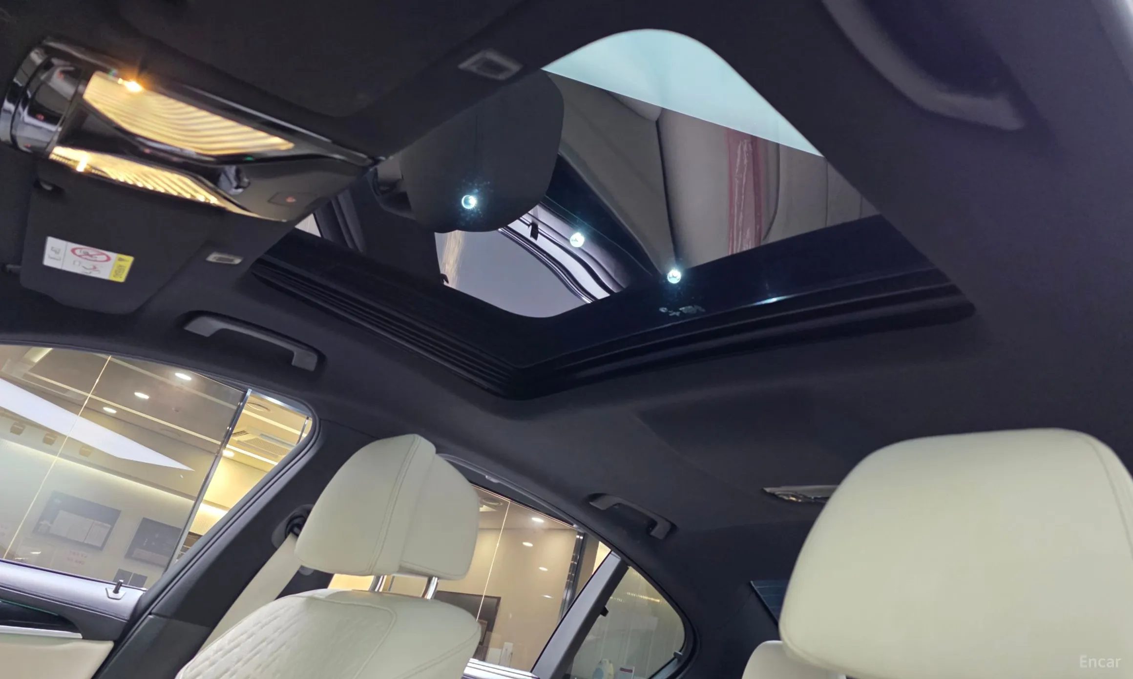 BMW 5 Series (G30) превью 18