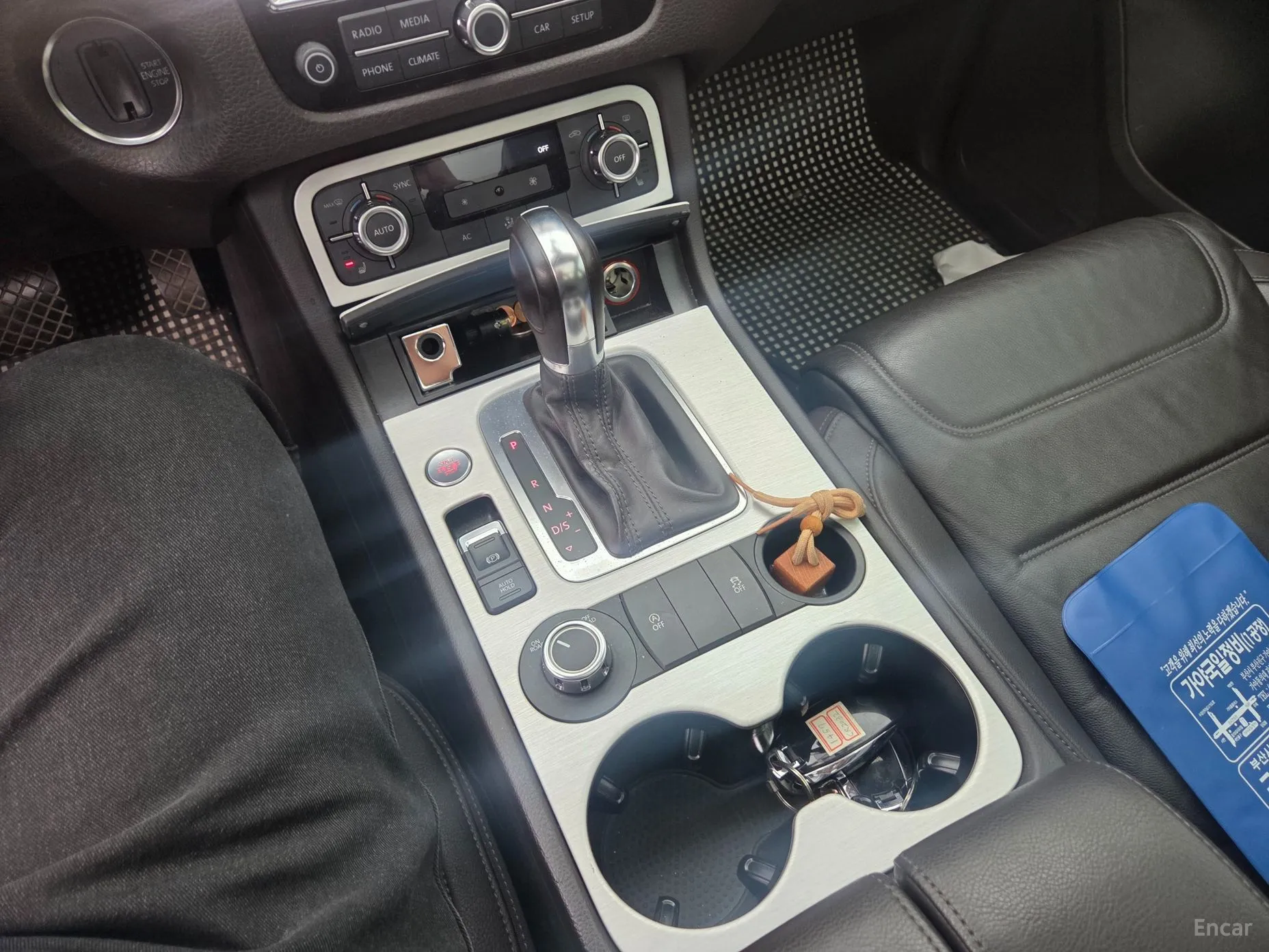 Volkswagen New Touareg превью 10