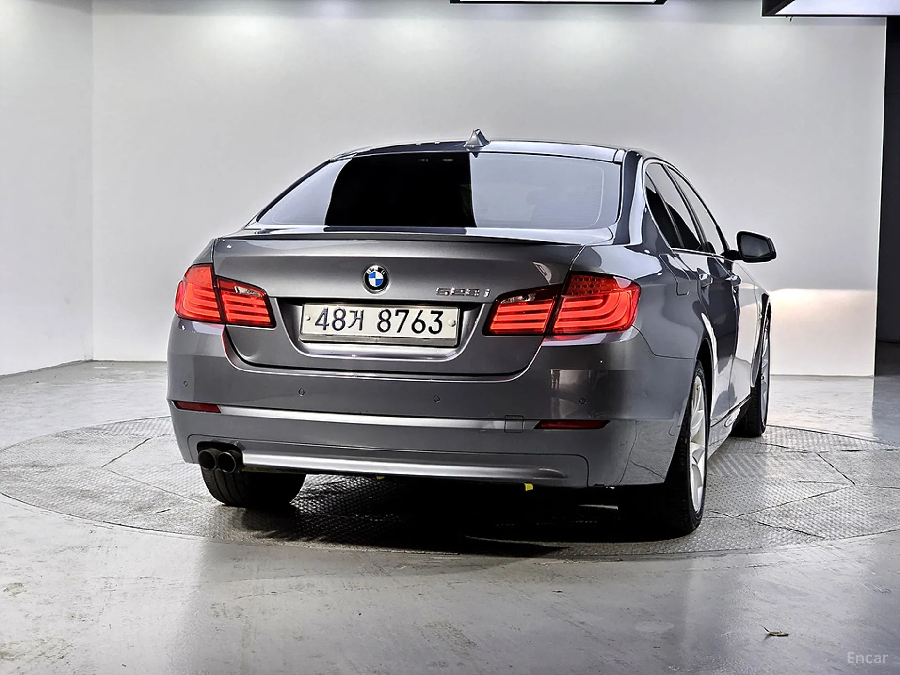 BMW 5 Series (F10) превью 4