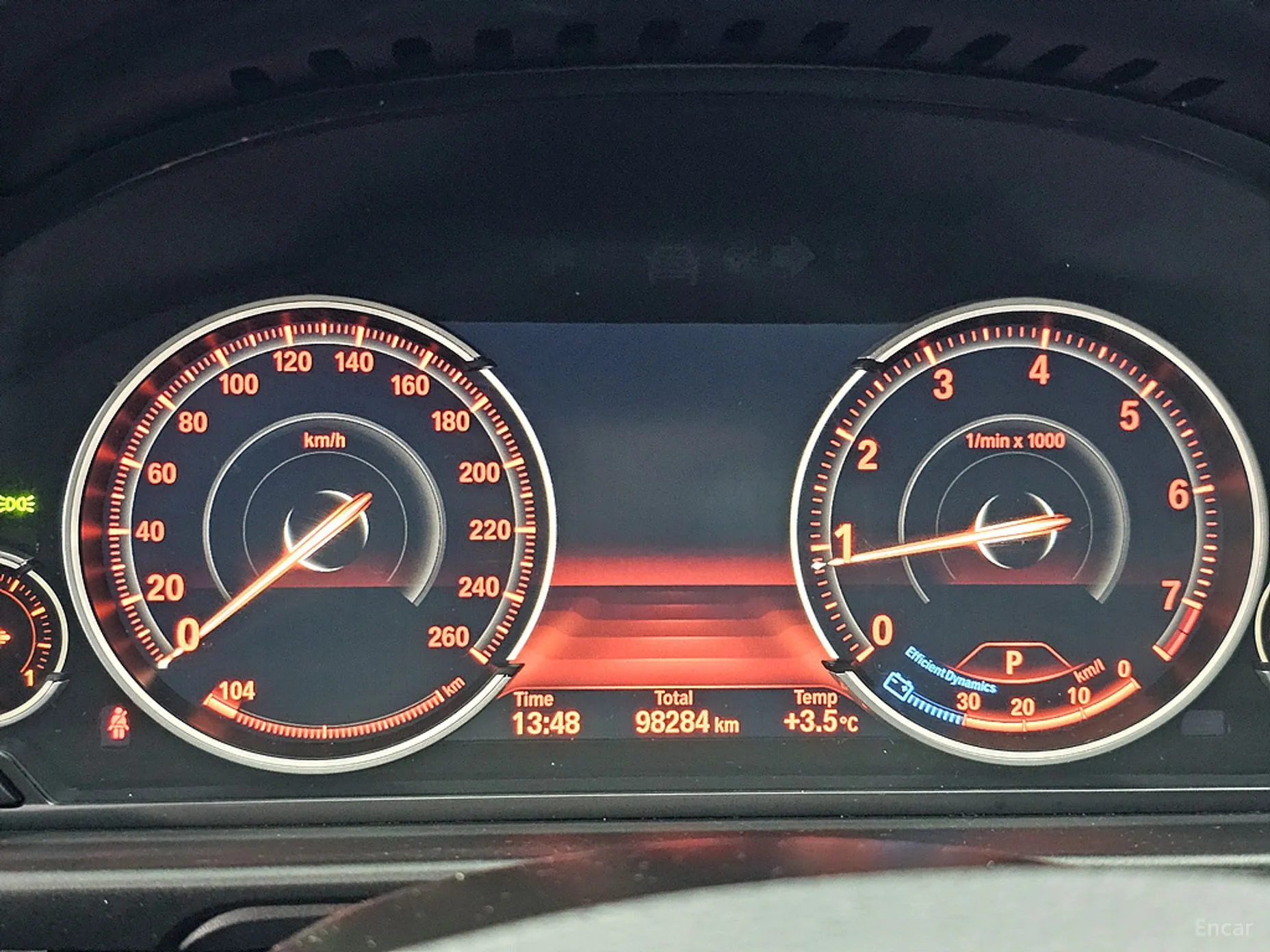 BMW 5 Series (F10) превью 8