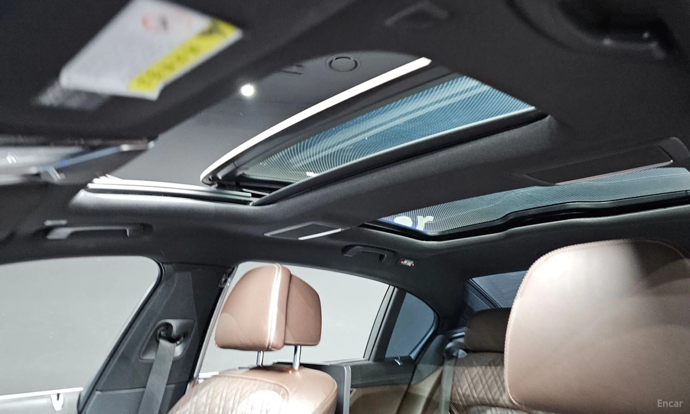 BMW 7 Series (G11) превью 20