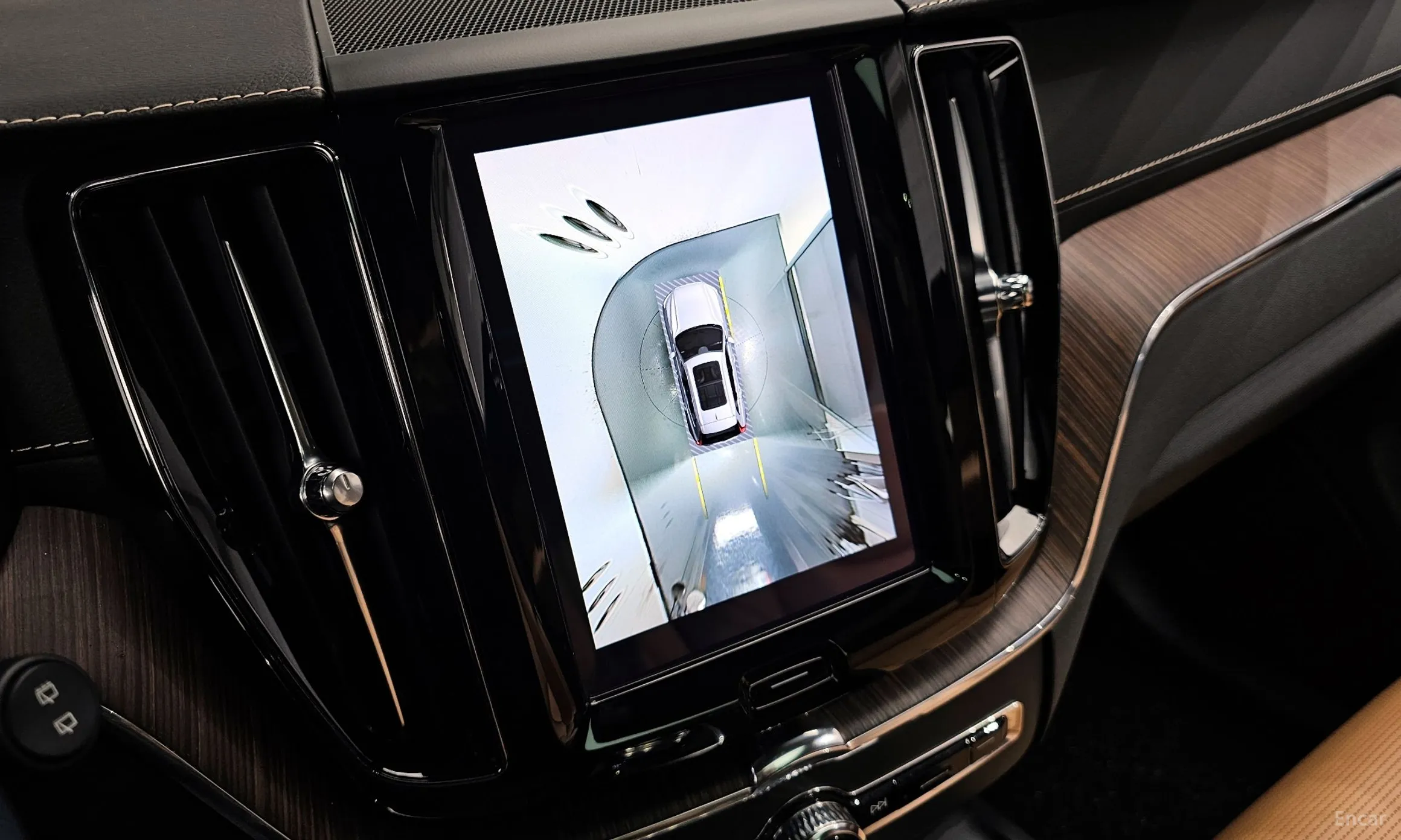 Volvo XC60 Gen 2 превью 16