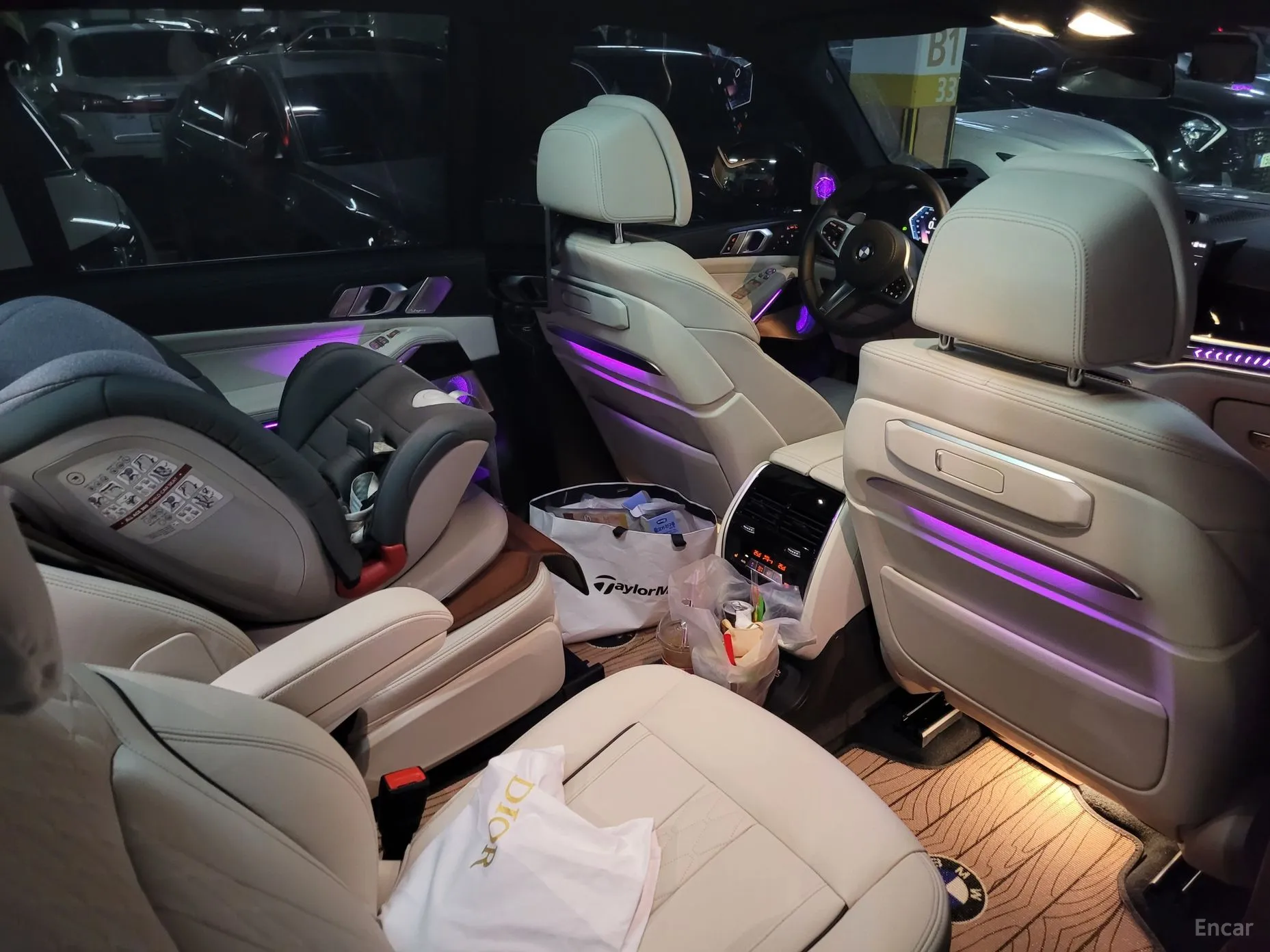 BMW X7 (G07) превью 12