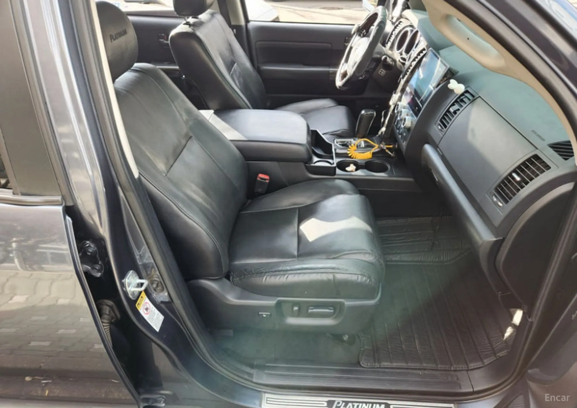 Toyota tundra превью 10