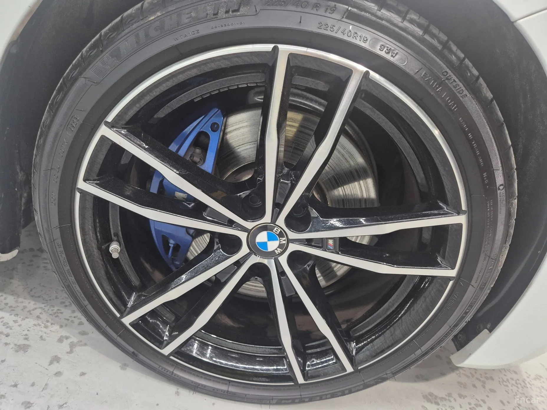 BMW 3 Series (G20) превью 19